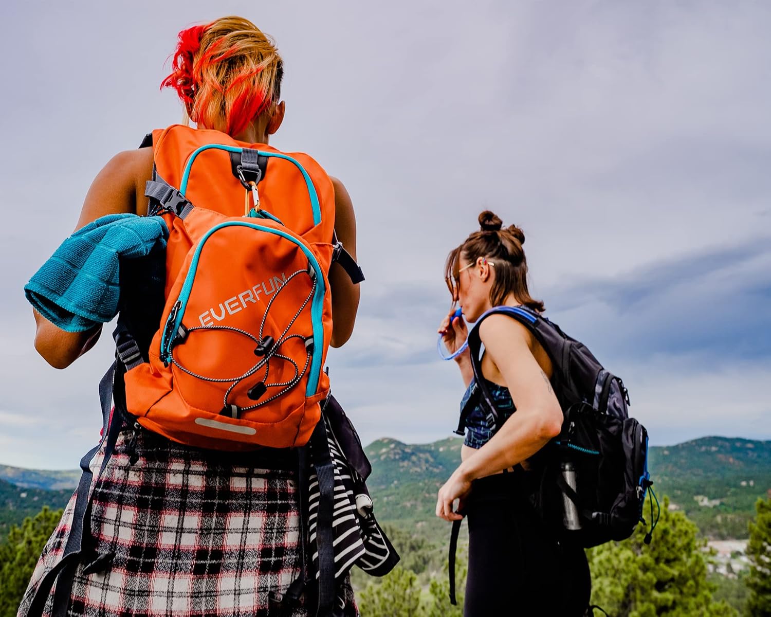 EVERFUN Mochila de hidratación de 18 litros con vejiga de agua de 2L3 L, mochila de agua para senderismo para mujeres y hombres, mochila ligera de
