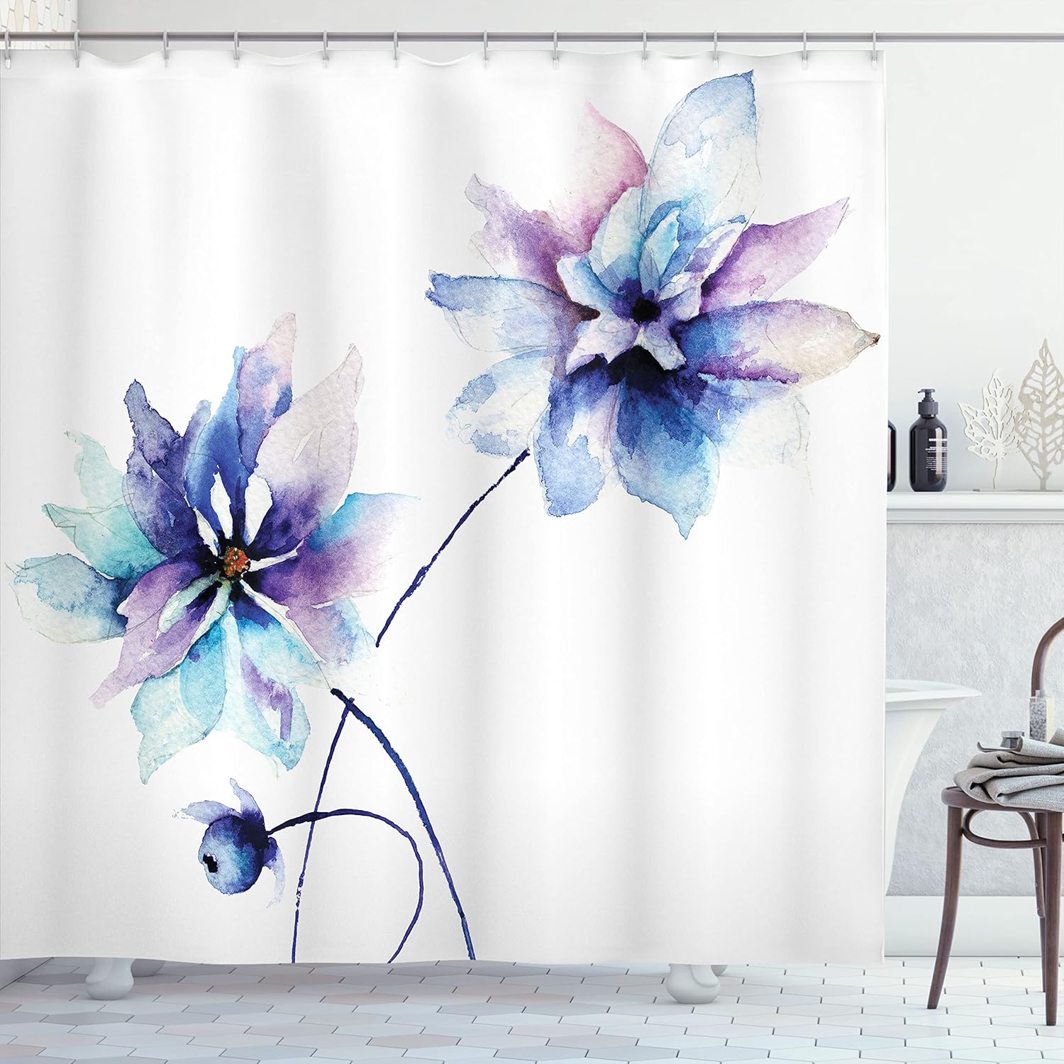Cortina para ducha Ambesonne, de tela de poliéster con colorida estampa de una casa española y flores multicolores en rojo, verde y blanco