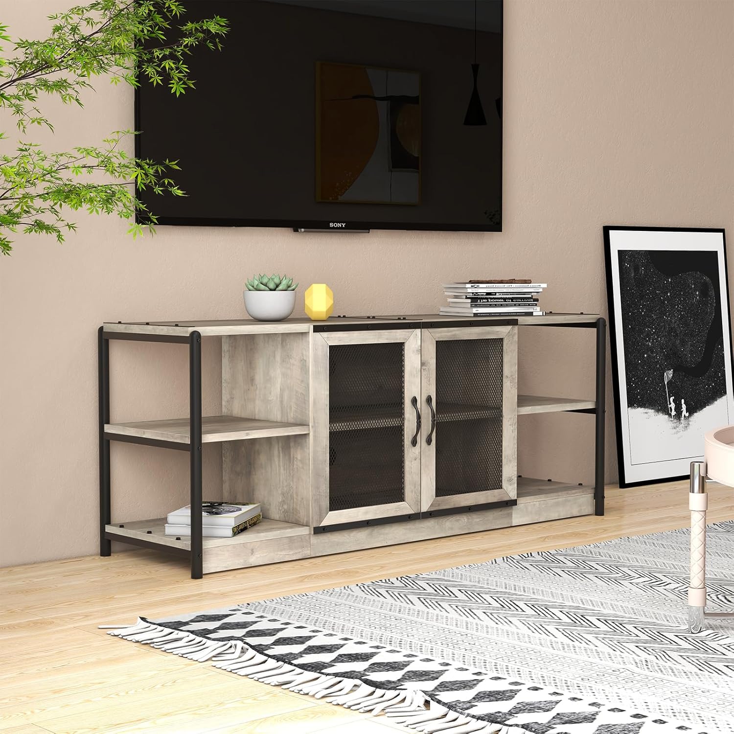 Soporte de TV para TV de más de 65 pulgadas, centro de entretenimiento con almacenamiento, soporte de TV de granja con puerta de malla, mesa de