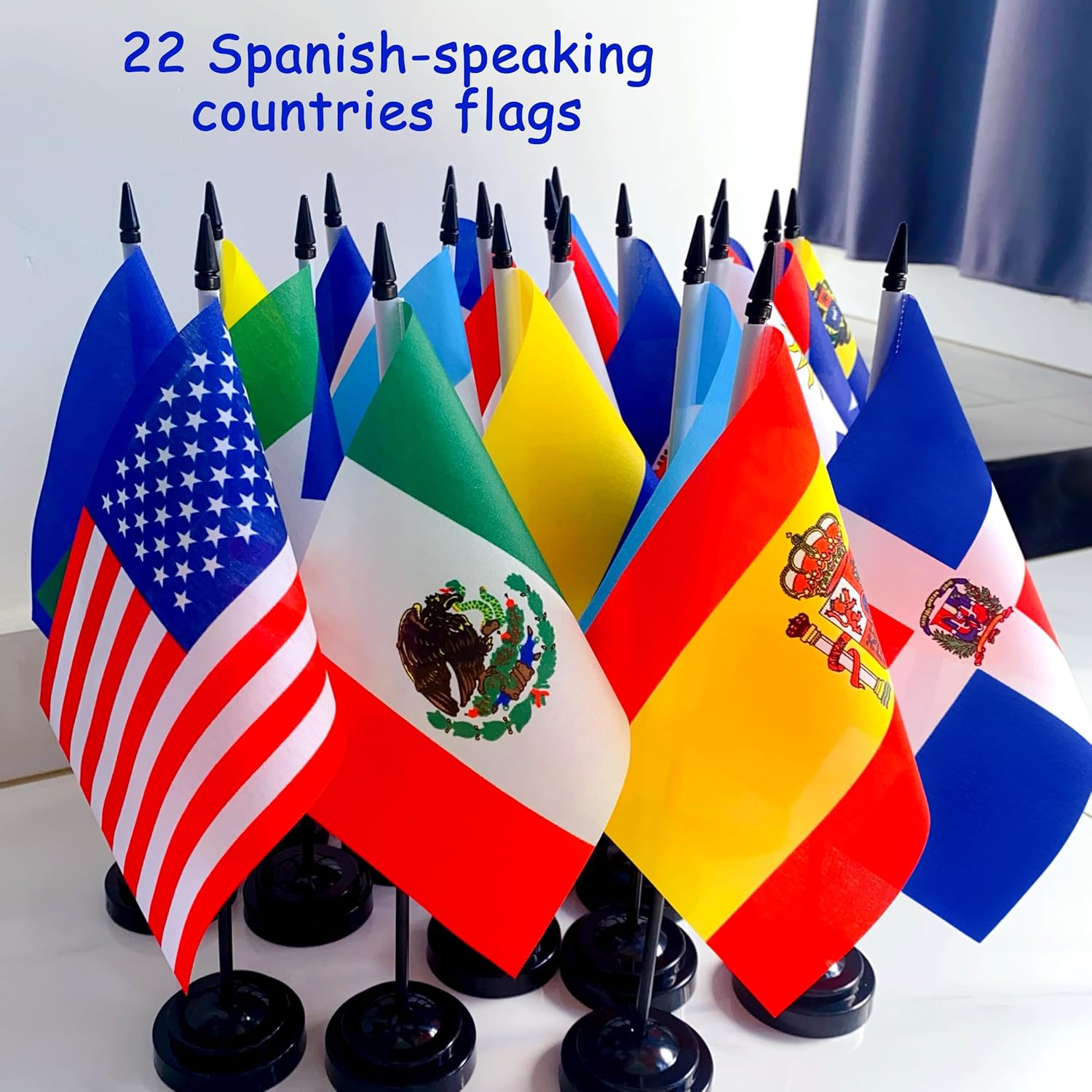 LZXING Juego de banderas de escritorio de habla hispana de 22 países pequeños, mini banderas latinoamericanas para decoraciones del mes hispano, 5 x