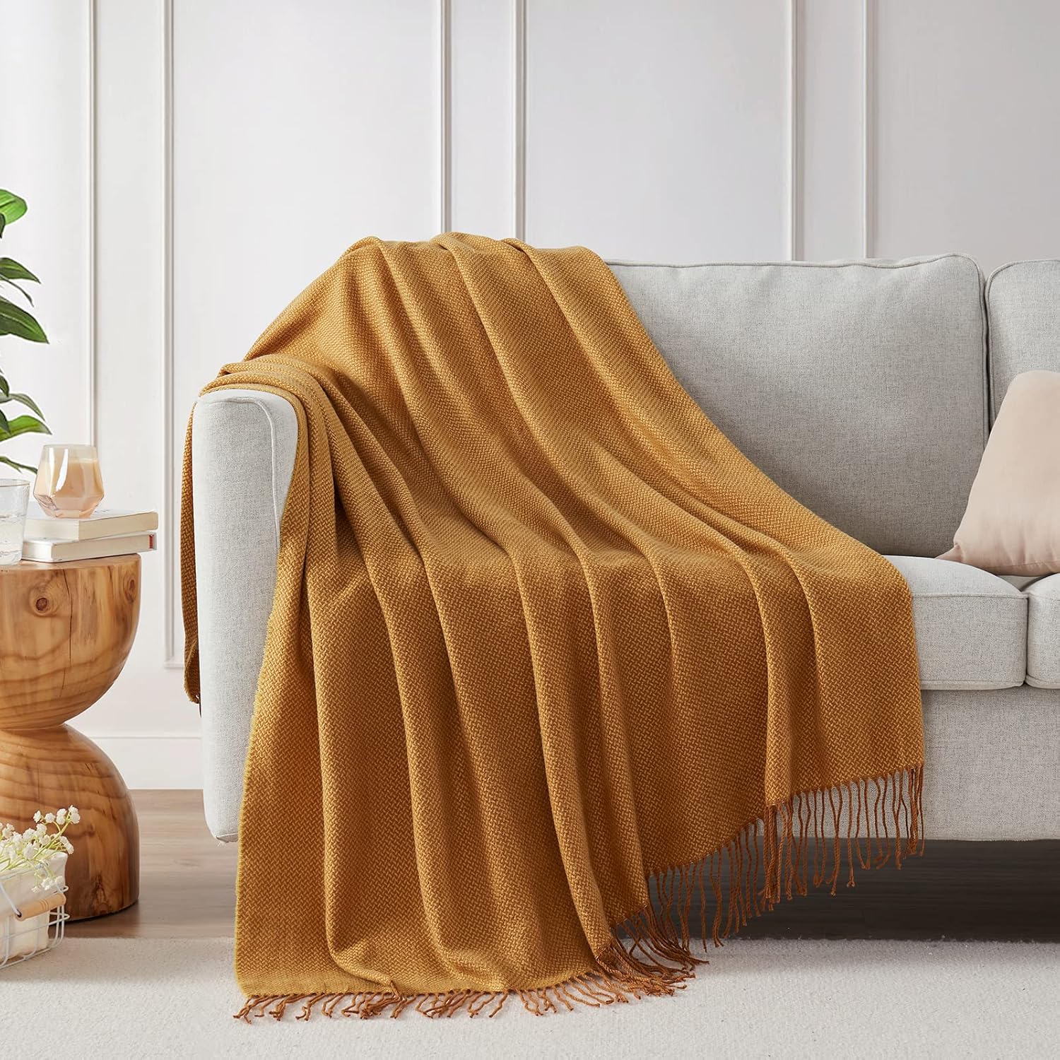 BOURINA Manta de dos tonos en espiga de cachemira sintética, suave, ligera, acogedora para cama, sofá, manta decorativa, color dorado, 50 x 60