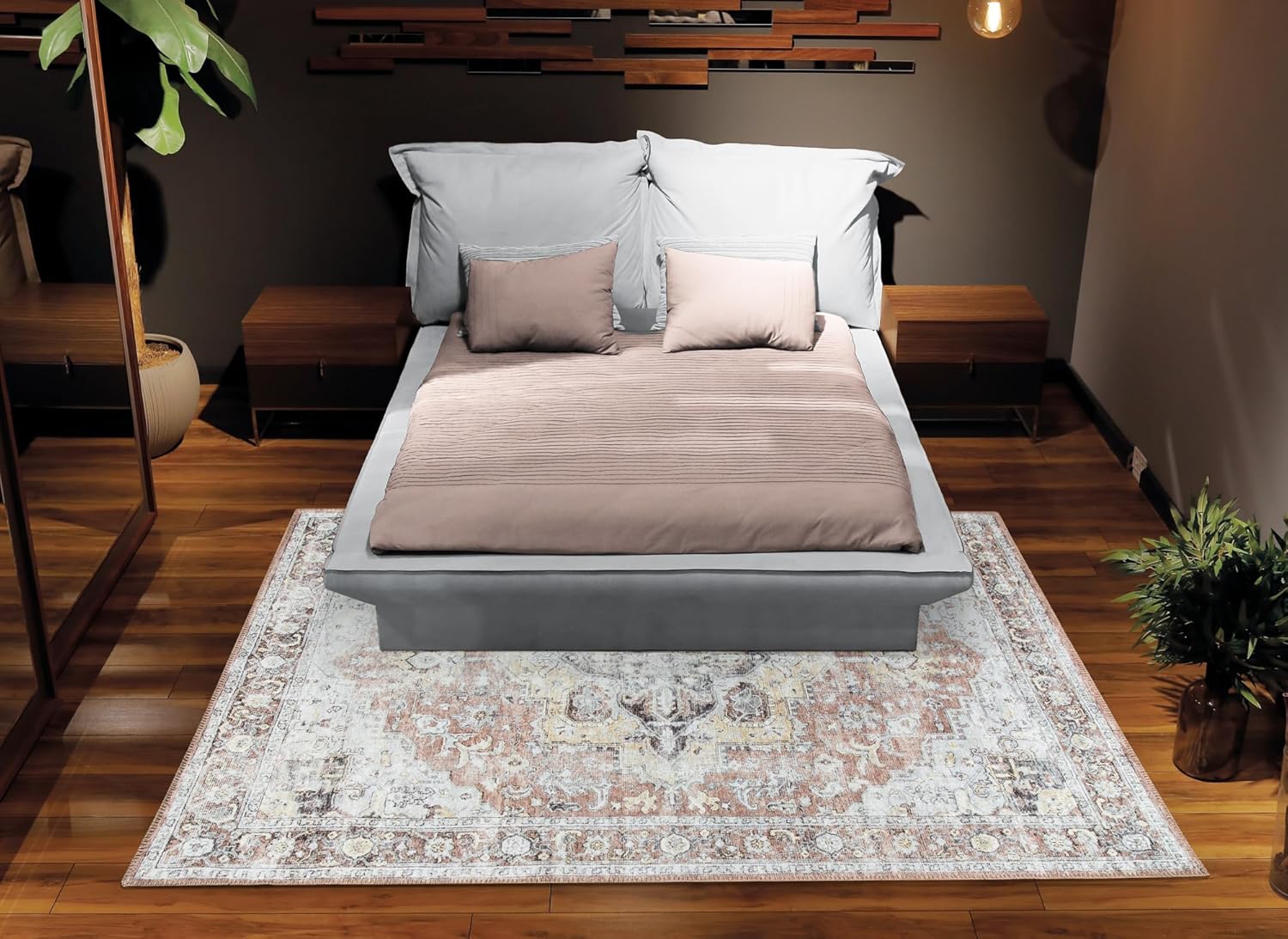 Bloom Rugs Alfombra lavable antideslizante de 4 x 6 pies  Alfombra tradicional de medallón color rubor y beige para sala de estar, dormitorio,