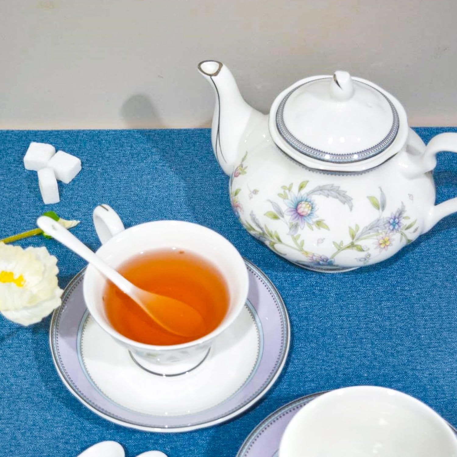 Juego de té de porcelana de hueso, juego de té de porcelana de 21 piezas para adultos, tazas de té y platillos para 6, con tetera, cucharas,