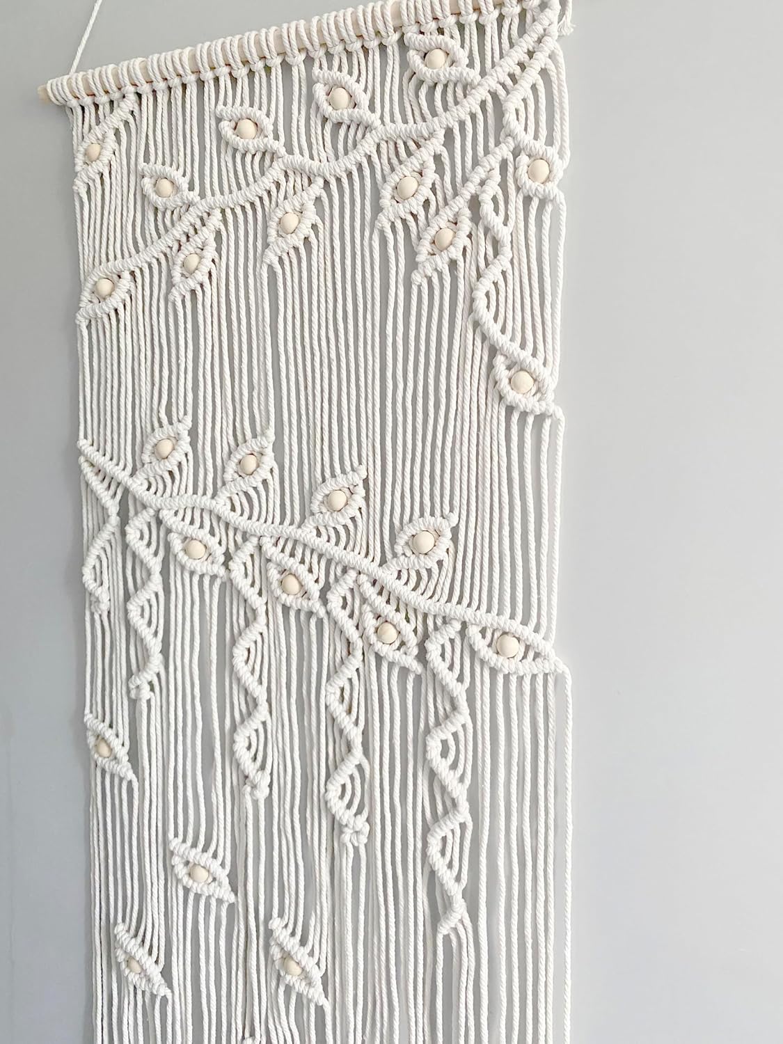 Winterdemoon Cortina de macramé para colgar en la pared, decoración bohemia con cuentas, decoración de pared de macramé, decoración de pared de