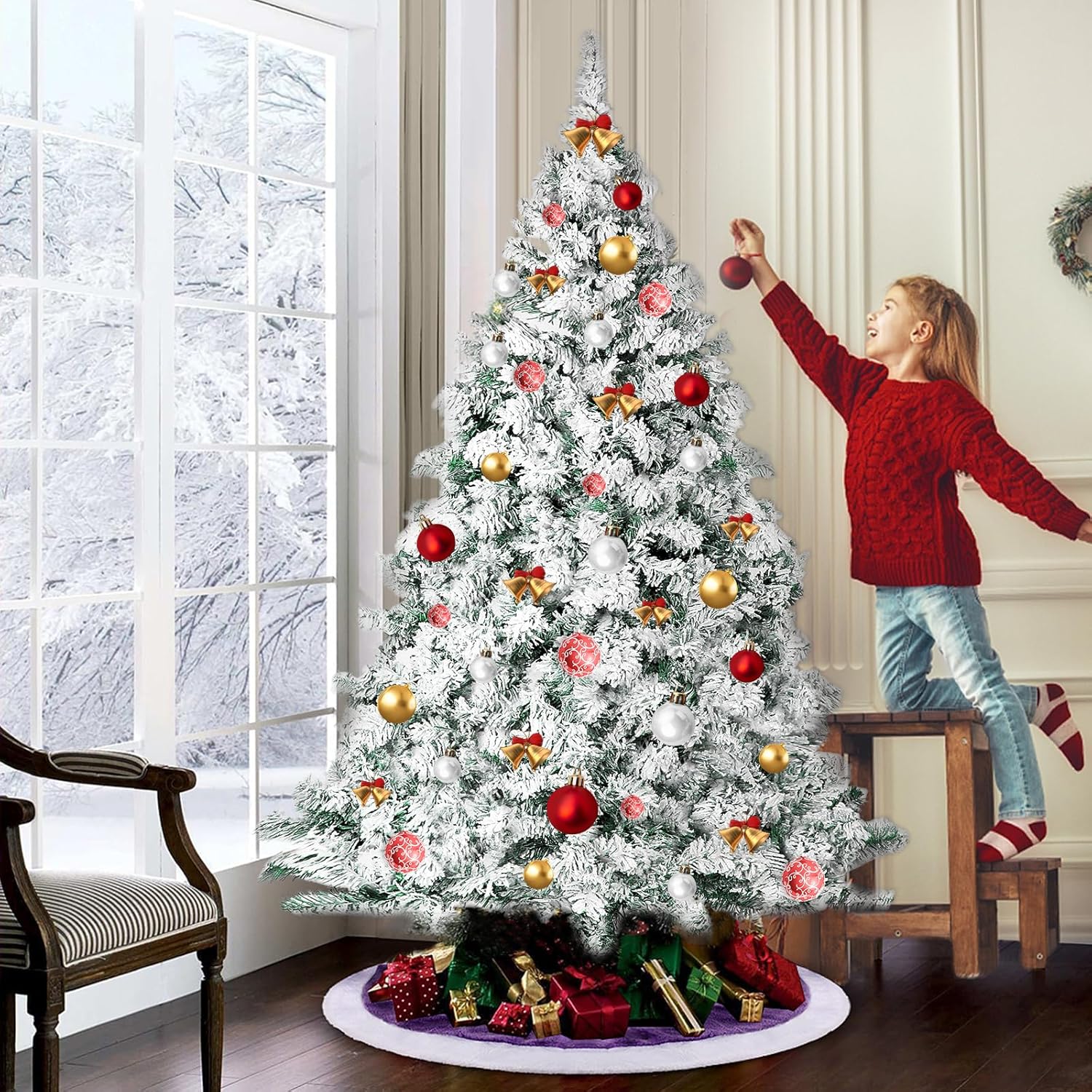 Outroad Árbol de Navidad flocado de nieve de 6 pies, pino artificial con bisagras de alta calidad, soporte de metal para árbol de Navidad y 800