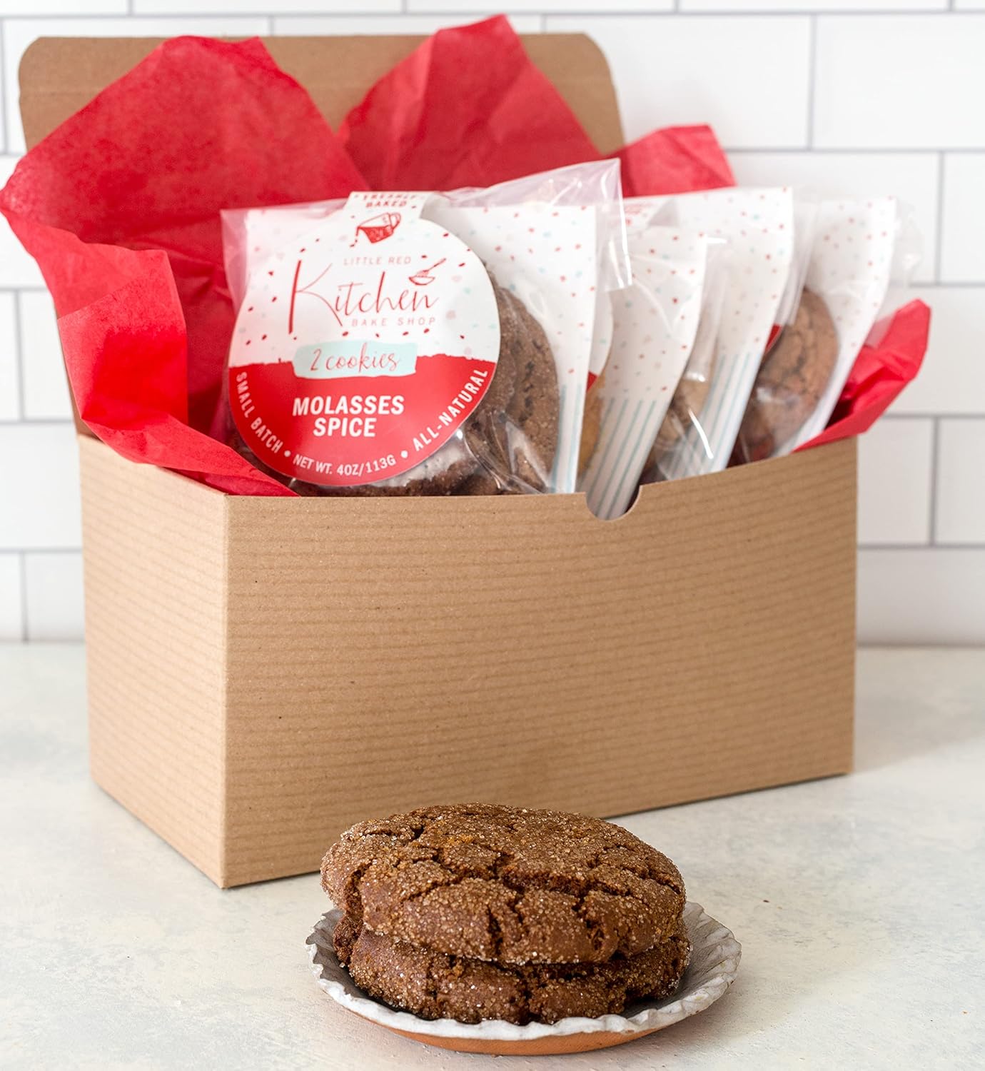 Galletas de especias de melaza recién horneadas – 1 docena – Caja de regalo gourmet – Regalos para hombres y mujeres – Galletas suaves – Little Red