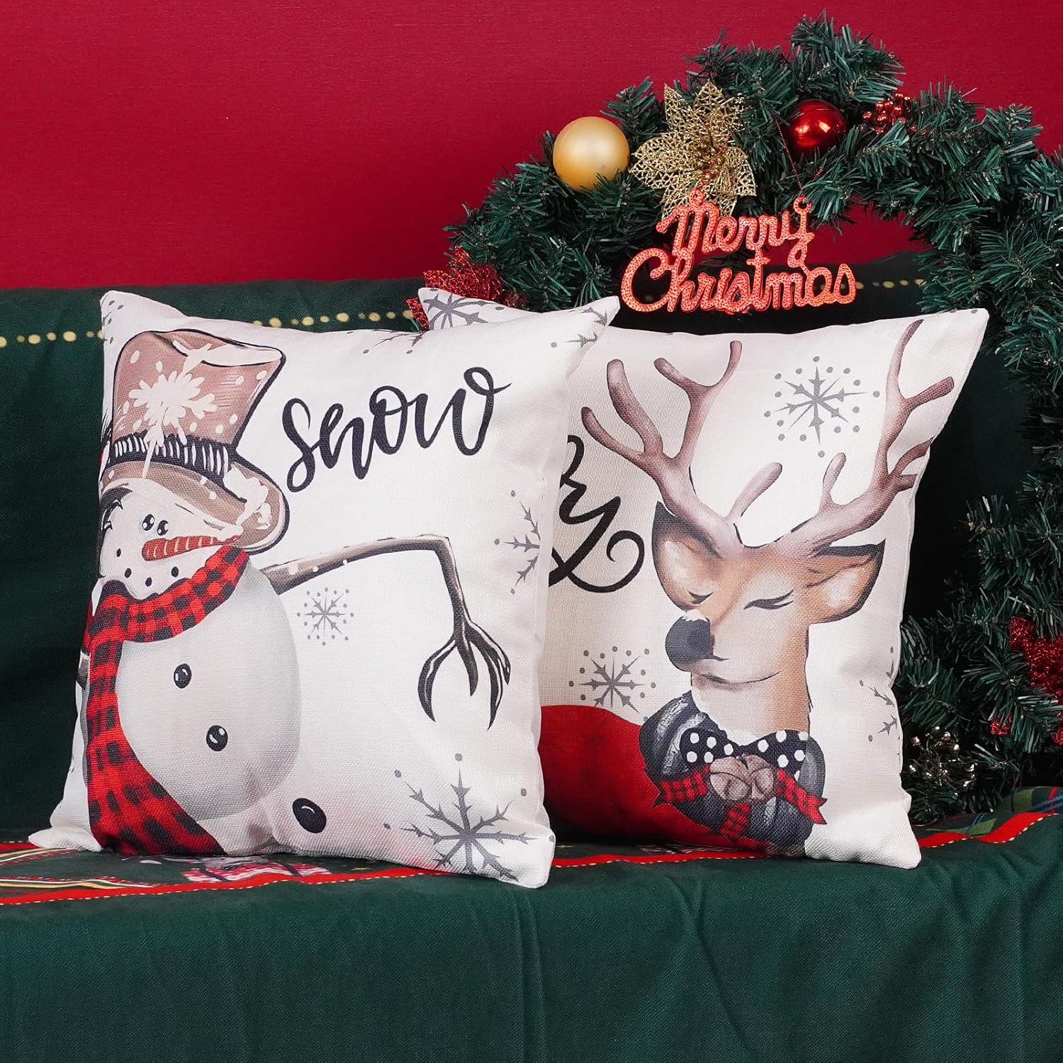 ONWAY Juego de 4 fundas de almohada de rayas navideñas de 18 x 18 pulgadas, juego de 4 fundas de almohada de muñeco de nieve y renos con rayas
