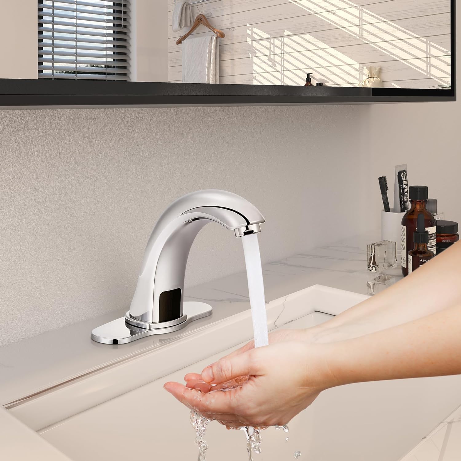 Grifo de fregadero de baño sin contacto de níquel cepillado con válvula de mezcla de control de temperatura, sensor de movimiento automático