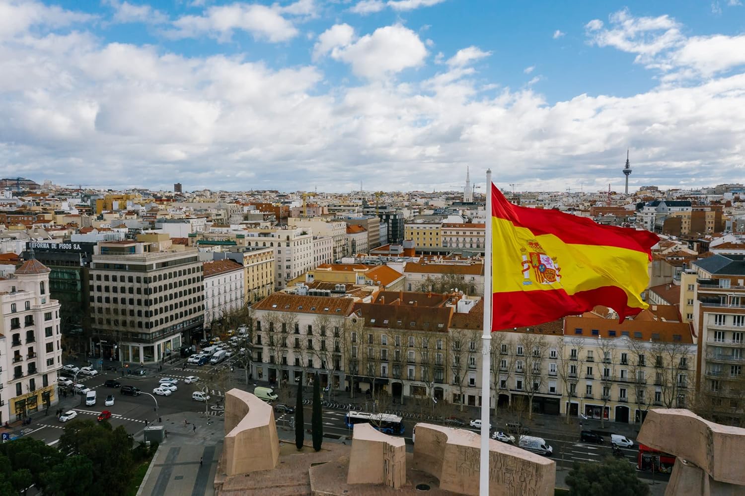 Bandera de España de doble cara de 3 x 5 para exteriores, bordada, nailon 210D resistente, rayas cosidas, ojales de latón más fuertes, 4 dobladillos