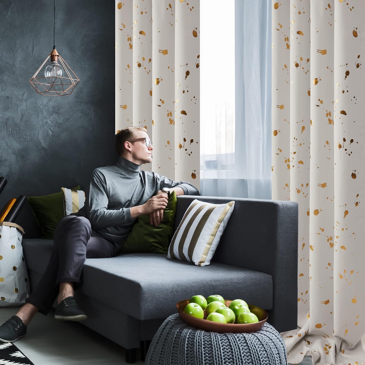Cortinas opacas Deconovo para no dejar pasar el sol, con ojales, diseño de impresión dorada, para habitación