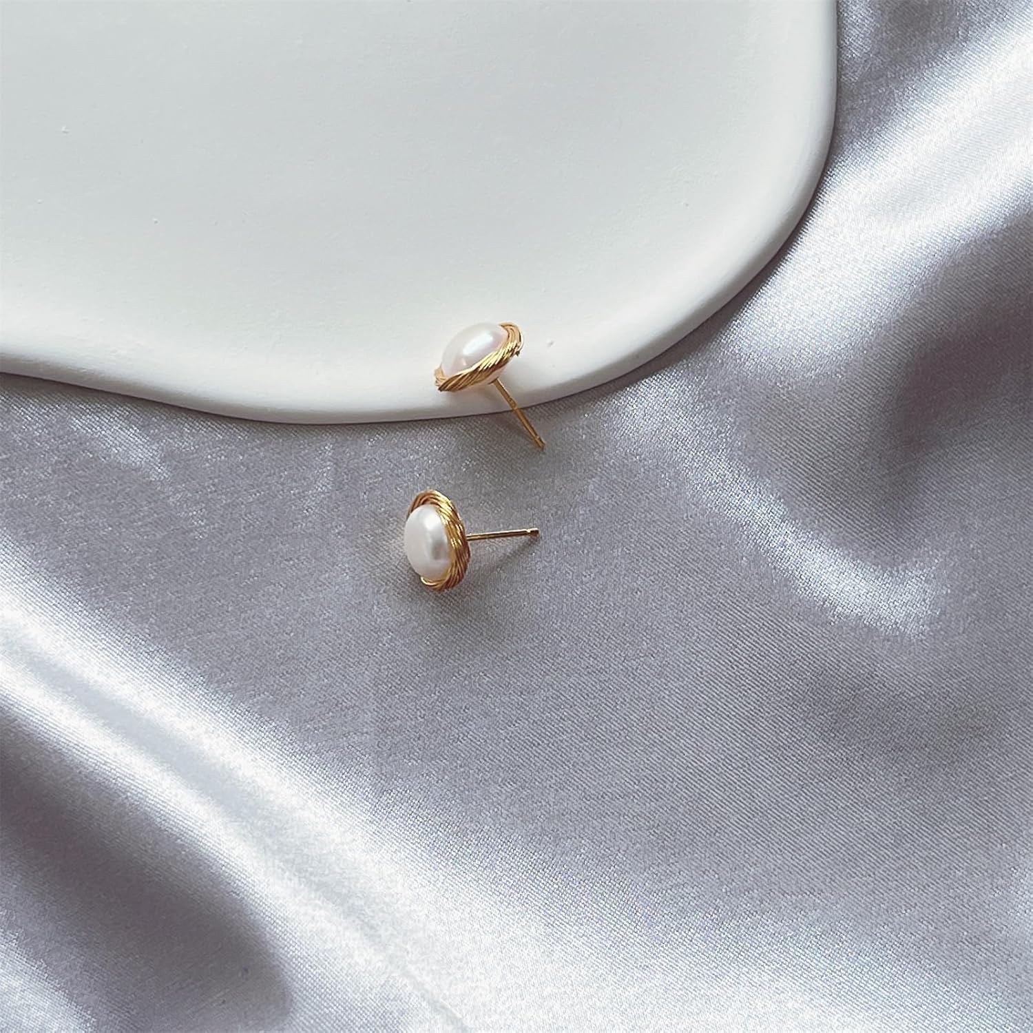 Natural Baroque Freshwater Pearl Earrings for Women, White Round Pearls, Wire Wrap Gold Stud Earrings Jewelry, Handmade Jewelry Gift for Mom Lover