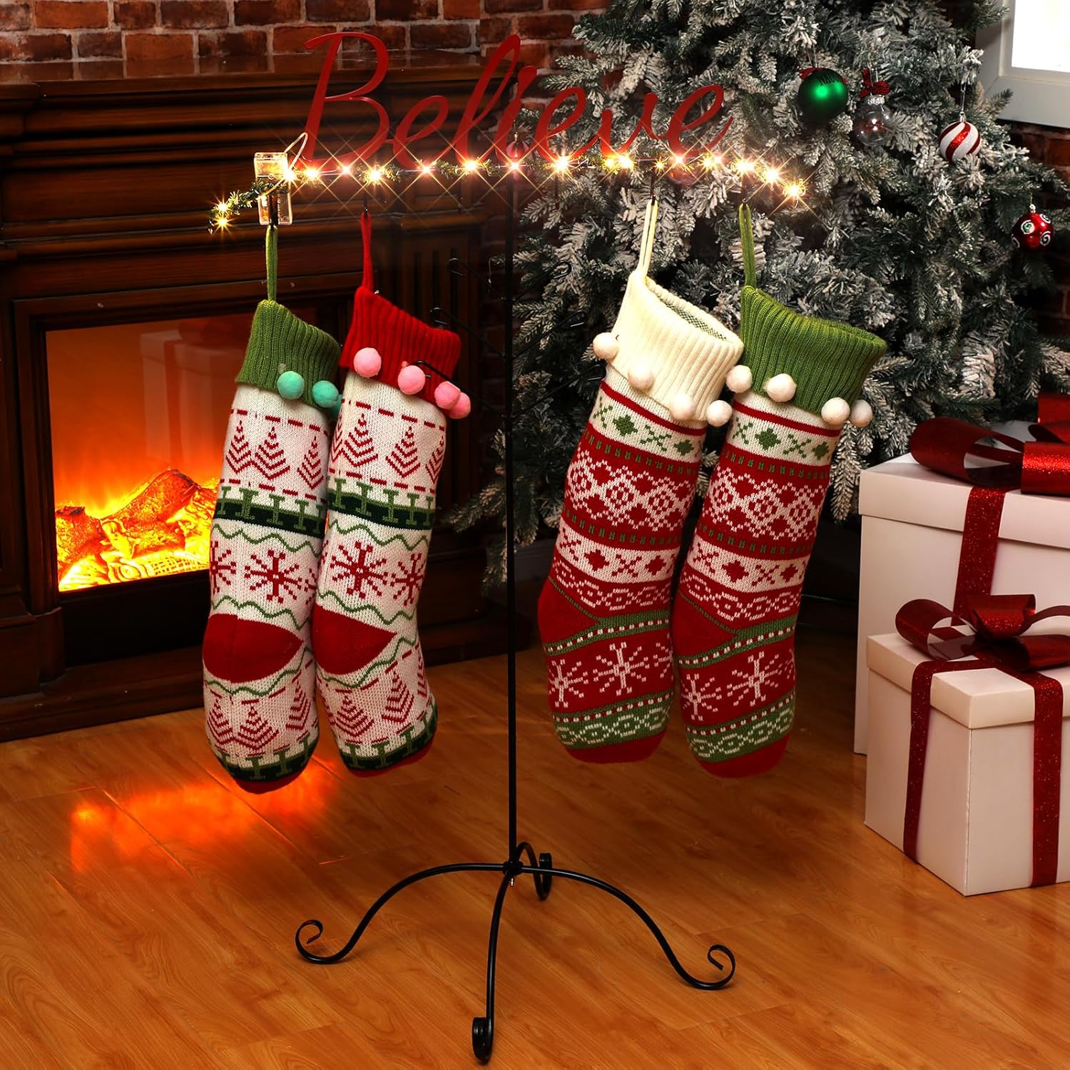 Soporte de metal para calcetines de Navidad, soporte independiente para calcetines de Navidad con 6 ganchos antideslizantes para decoración de