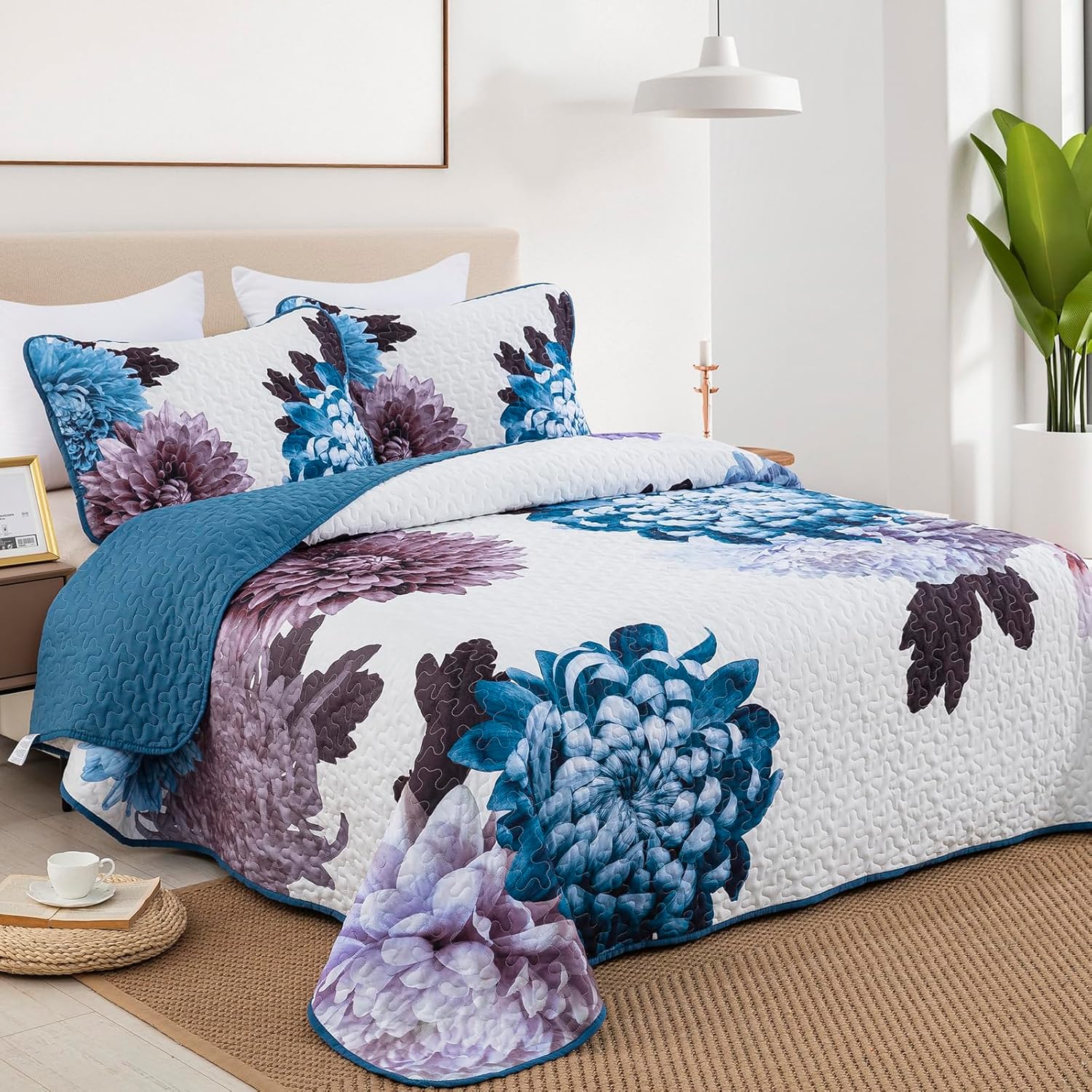 Dintszyayue Juego de edredón floral tamaño King, juego de edredón de 3 piezas con flores azules con 2 fundas de almohada, colcha de microfibra