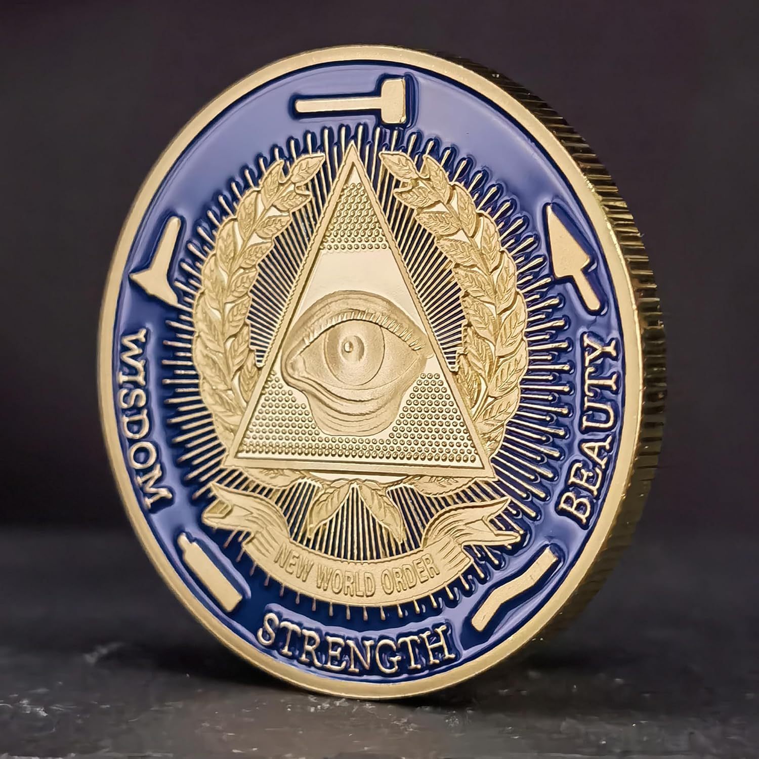 Moneda masónica chapada en oro Freemason Challenge Coin con estuche transparente
