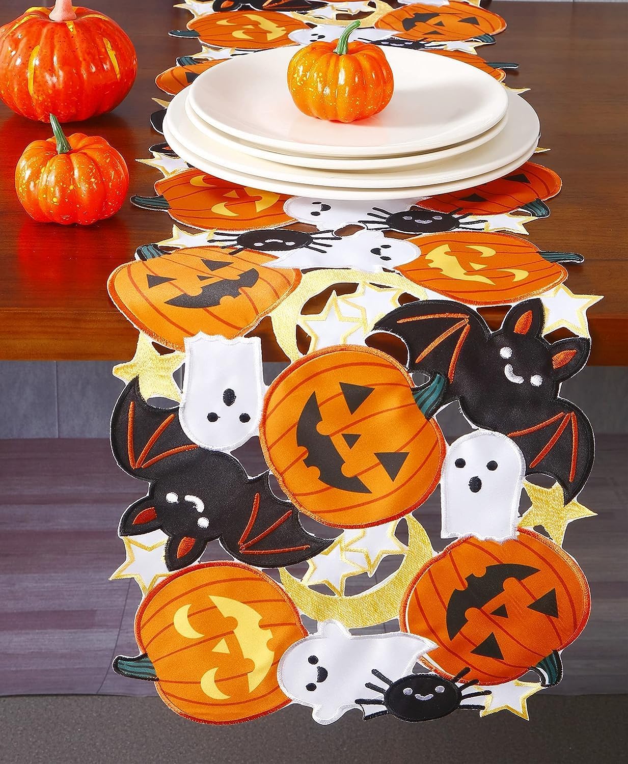 Camino de mesa de otoño de Halloween de 13 x 36 pulgadas, apliques bordados, calabazas de arce y murciélagos, bufanda de tocador para el hogar,