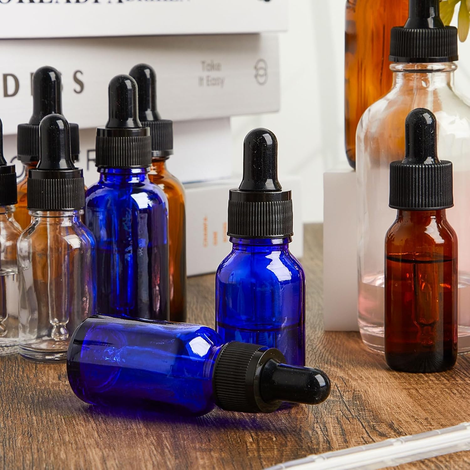 Lallisa Paquete de 100 botellas con cuentagotas de aceite esencial con dispensador de cuentagotas de ojos con 5 embudos, 5 pipetas de 0.1 fl oz, 100