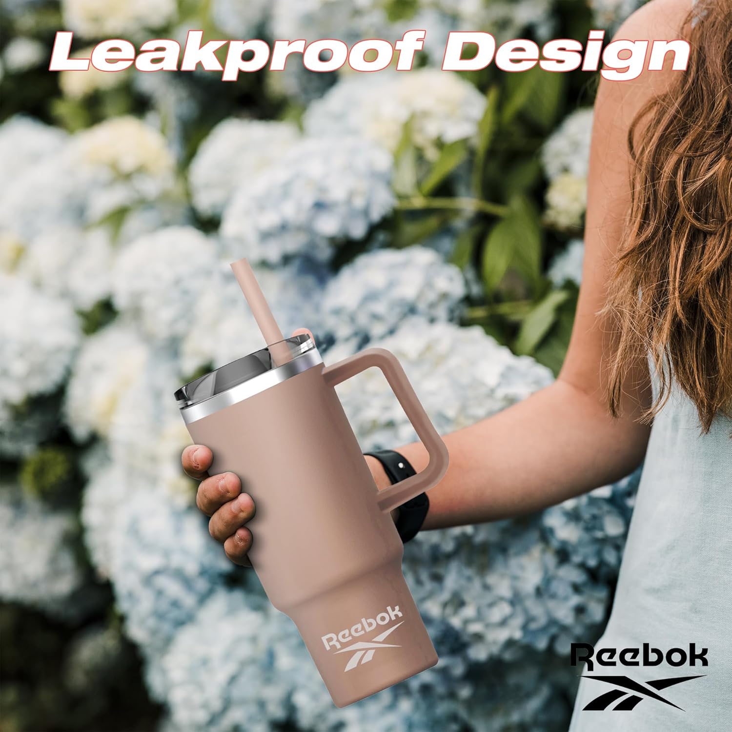 Reebok Vaso de acero inoxidable con diseño de estilo de vida, vaso de 40 onzas con asa, vaso de doble pared aislado al vacío, vaso a prueba de fugas