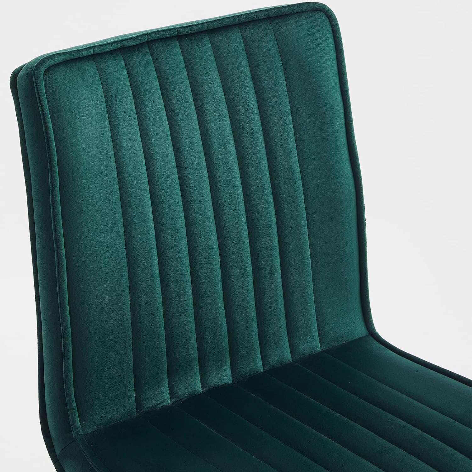 TUKAILAi Juego de 4 sillas de comedor de terciopelo, sillas de cocina tapizadas con respaldo y patas de metal fuertes, silla de ocio para sala de