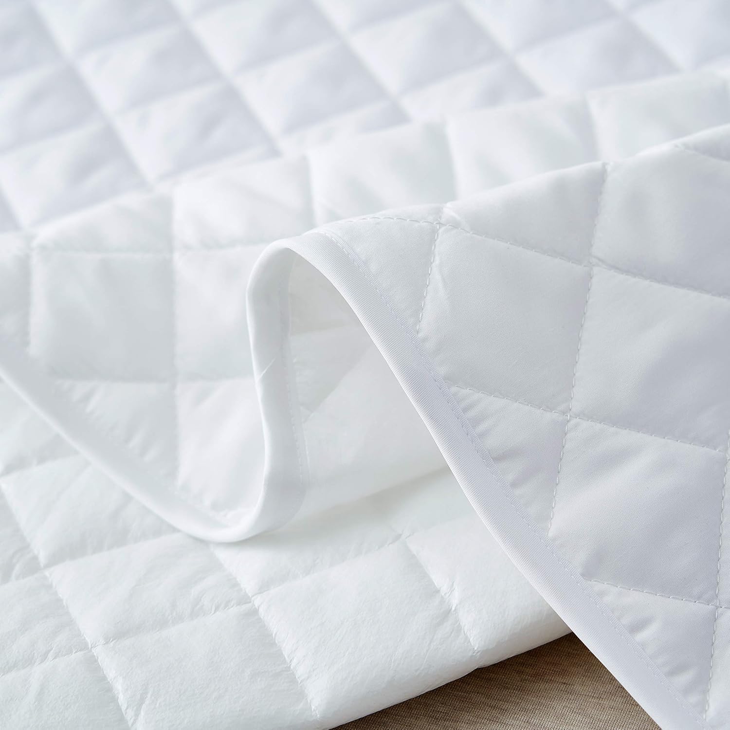 Elif – Protector de colchón de tamaño extra largo, impermeable, acolchado con correas elásticas para niños, suave y cómodo, transpirable, sin vinilo