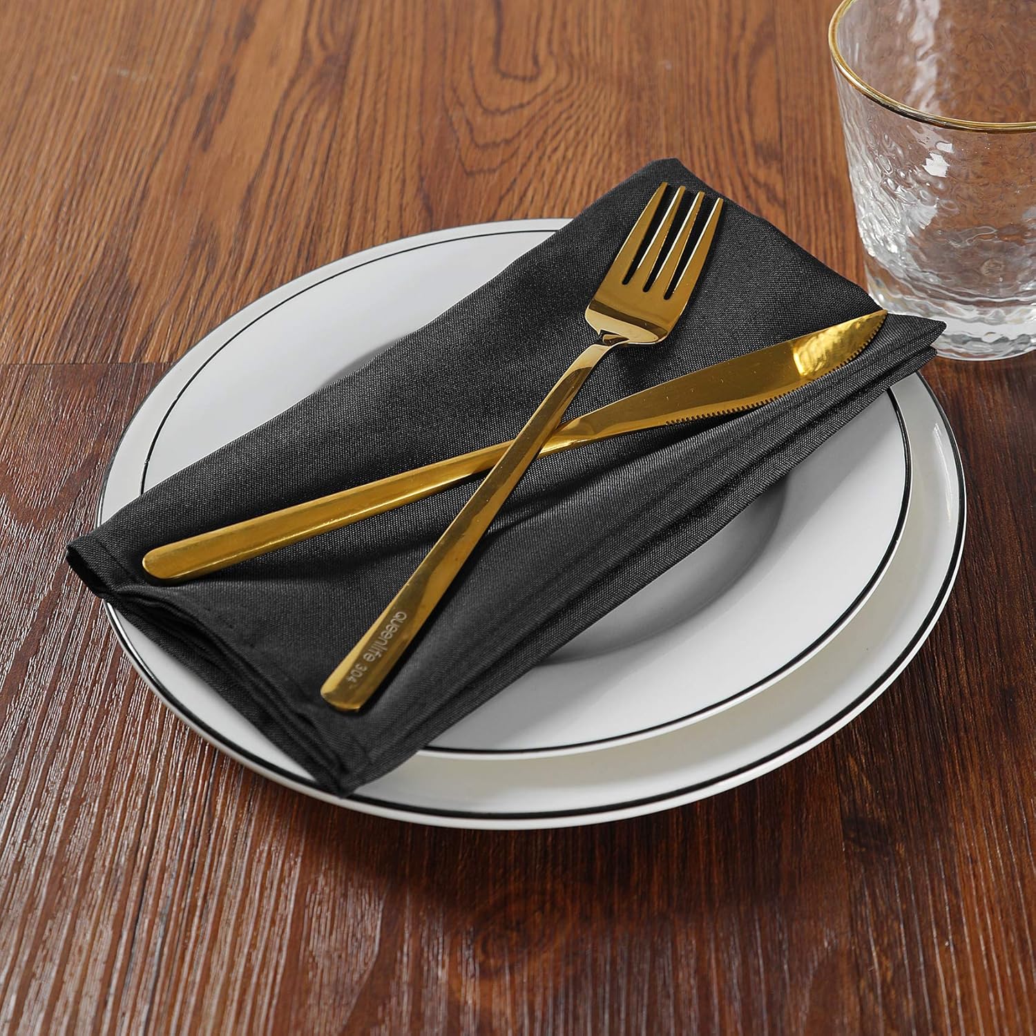Cloth Napkins 17×17 inch Washable Polyester Dinner Napkins Soft Table Napkins for Wedding Party Dining Banquet(Black,25PCS)