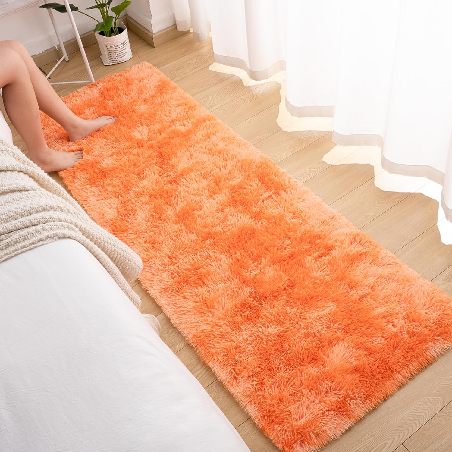 Softlife Alfombra para dormitorio, alfombra de pasillo de 2 x 6 pies, alfombra de felpa esponjosa para sala de estar, alfombra de pelo naranja