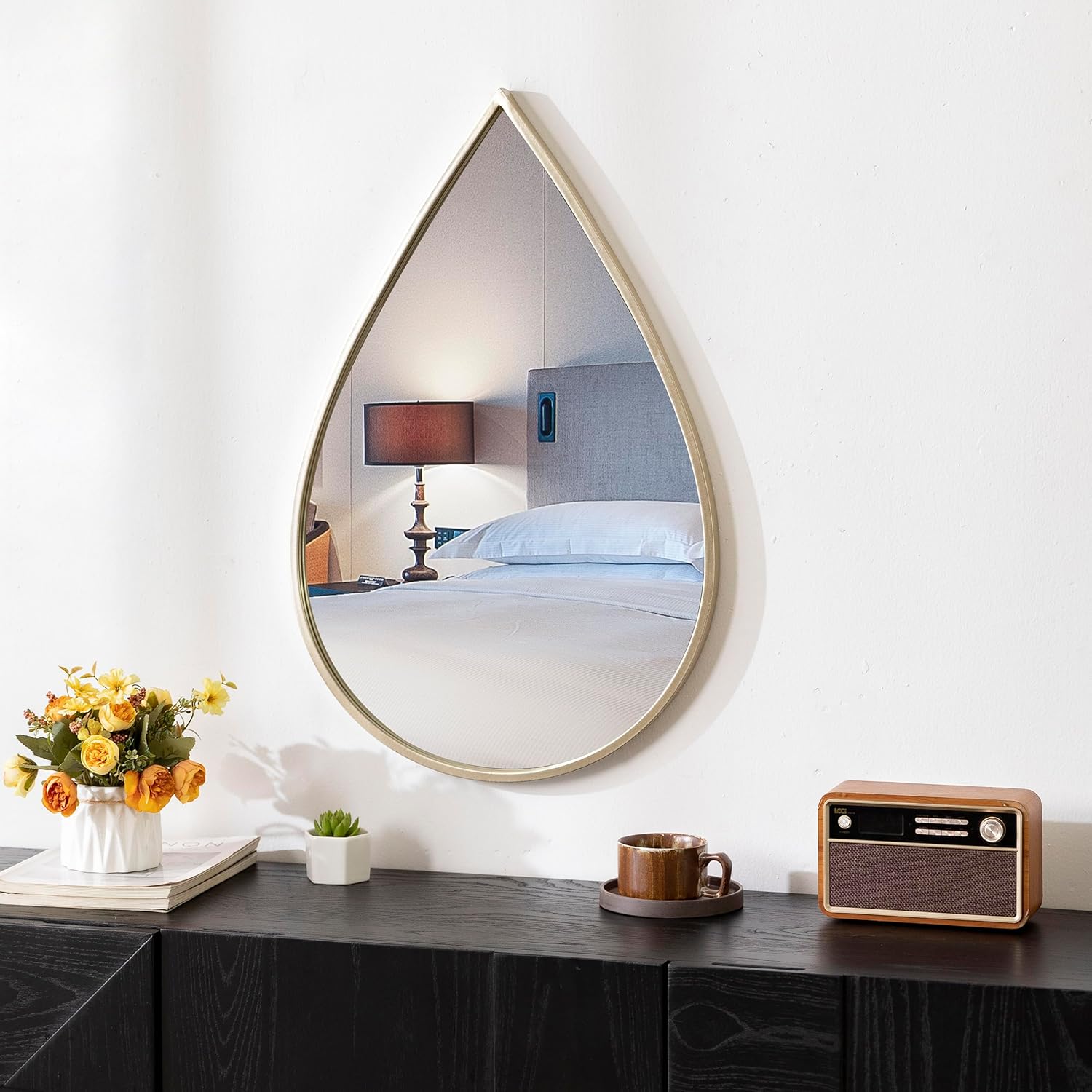 Espejo de pared dorado con forma de lágrima, decoración de pared para baño, sala de estar, dormitorio, pasillo, tocador