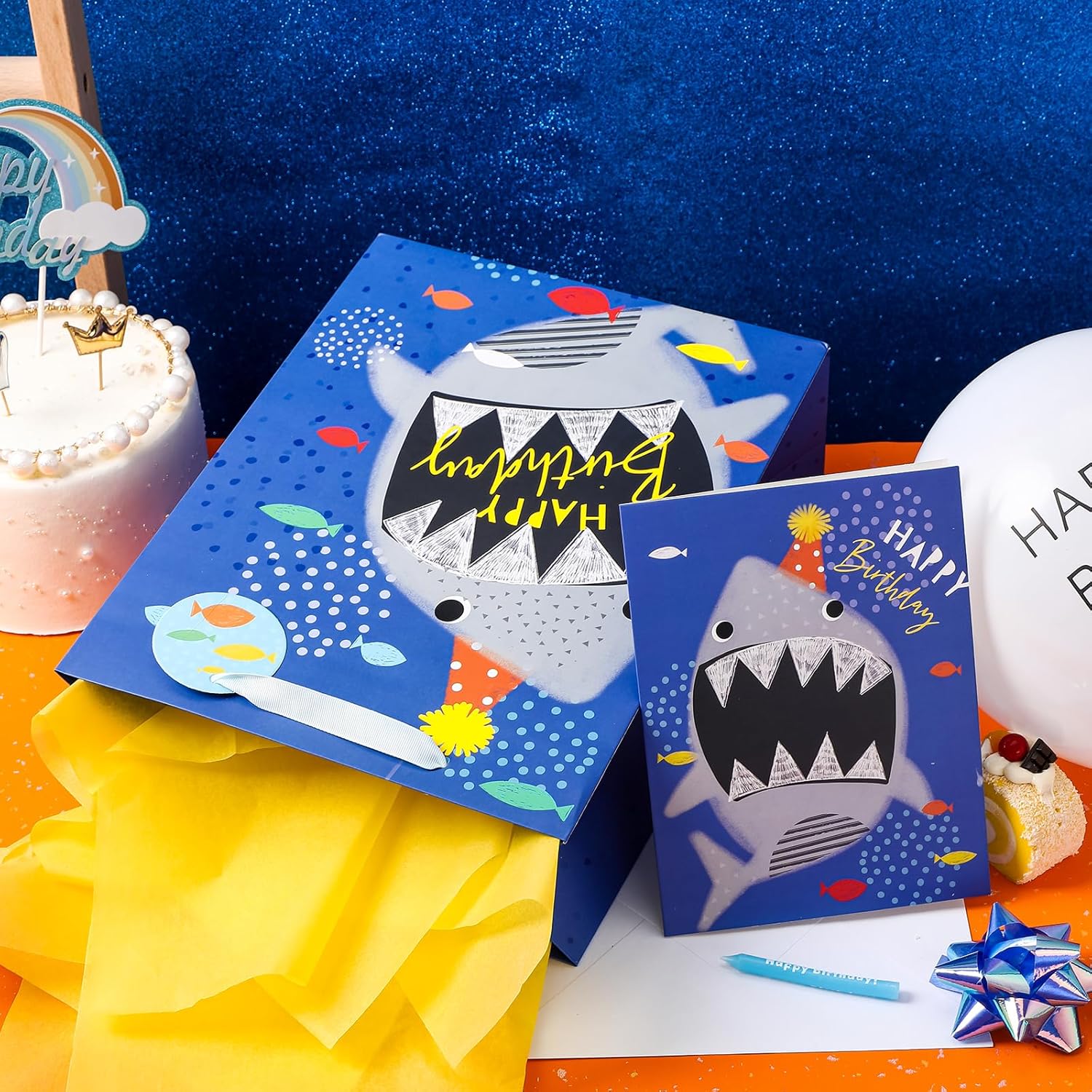 LeZakaa Bolsa de regalo de cumpleaños de 13 pulgadas, bolsa de regalo azul mediana con papel de seda, etiqueta de regalo y tarjeta, diseño de