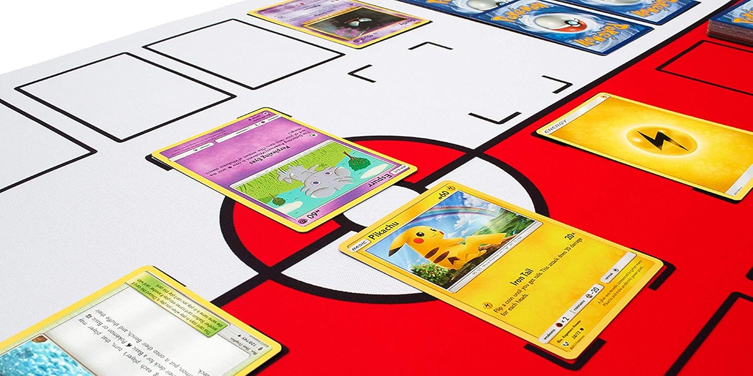 The Gaming Mat Company Tapete de juego de Pokémon compatible con 2 jugadores para cartas de Pokémon, 28 x 18 x 0.16 pulgadas, tapete de batalla rojo