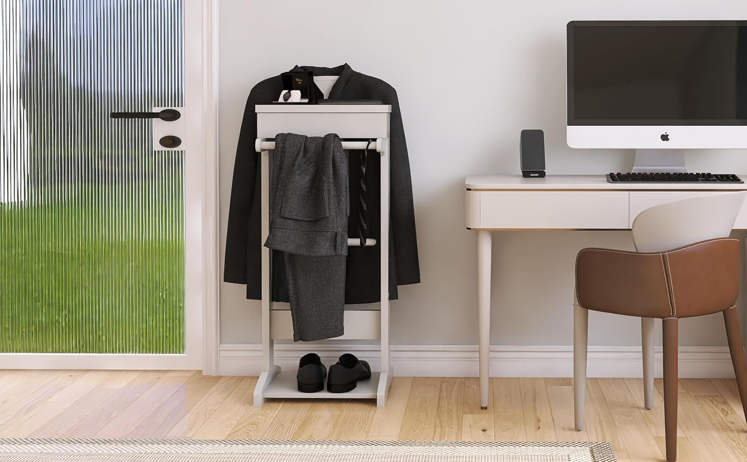 Brefhome – Soporte de valet para hombre, soporte de ropa con bandeja superior, compartimento de almacenamiento abatible, utilizado en entrada,