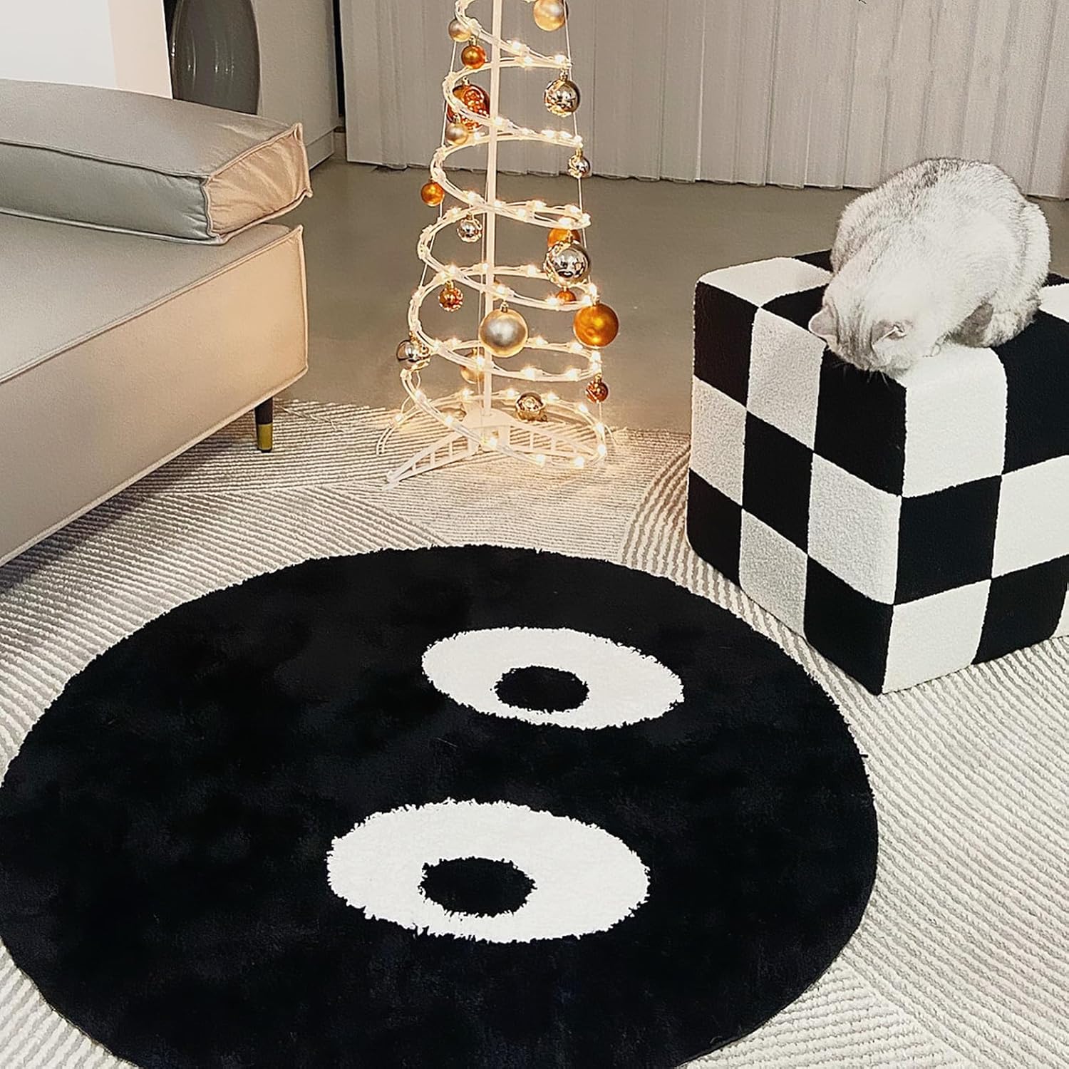 LEVINIS Alfombra redonda divertida, alfombra de área en blanco y negro, bonitos ojos, para dormitorio, mesita de noche, lanudo y antideslizante,