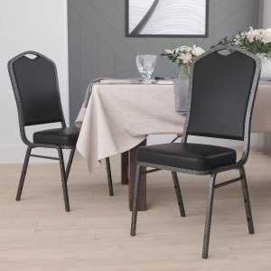 BizChair Paquete de 4 sillas apilables para banquetes con respaldo de corona en vinilo negro, marco de vena plateada BizChair Paquete de 4 sillas apilables para banquetes con respaldo de corona en vinilo negro, marco de vena plateada