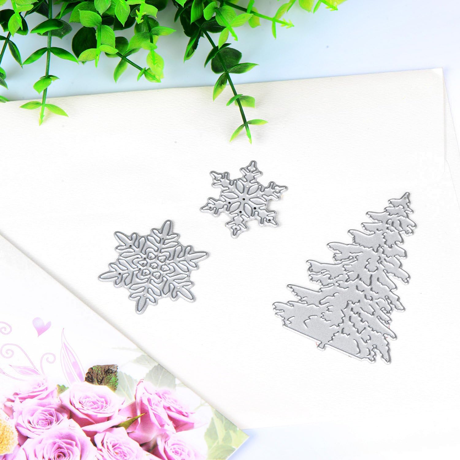 BBTO 7 troqueles de corte de copos de nieve de Navidad para hacer tarjetas, troqueles de copo de nieve de Navidad de metal, plantilla de árbol para