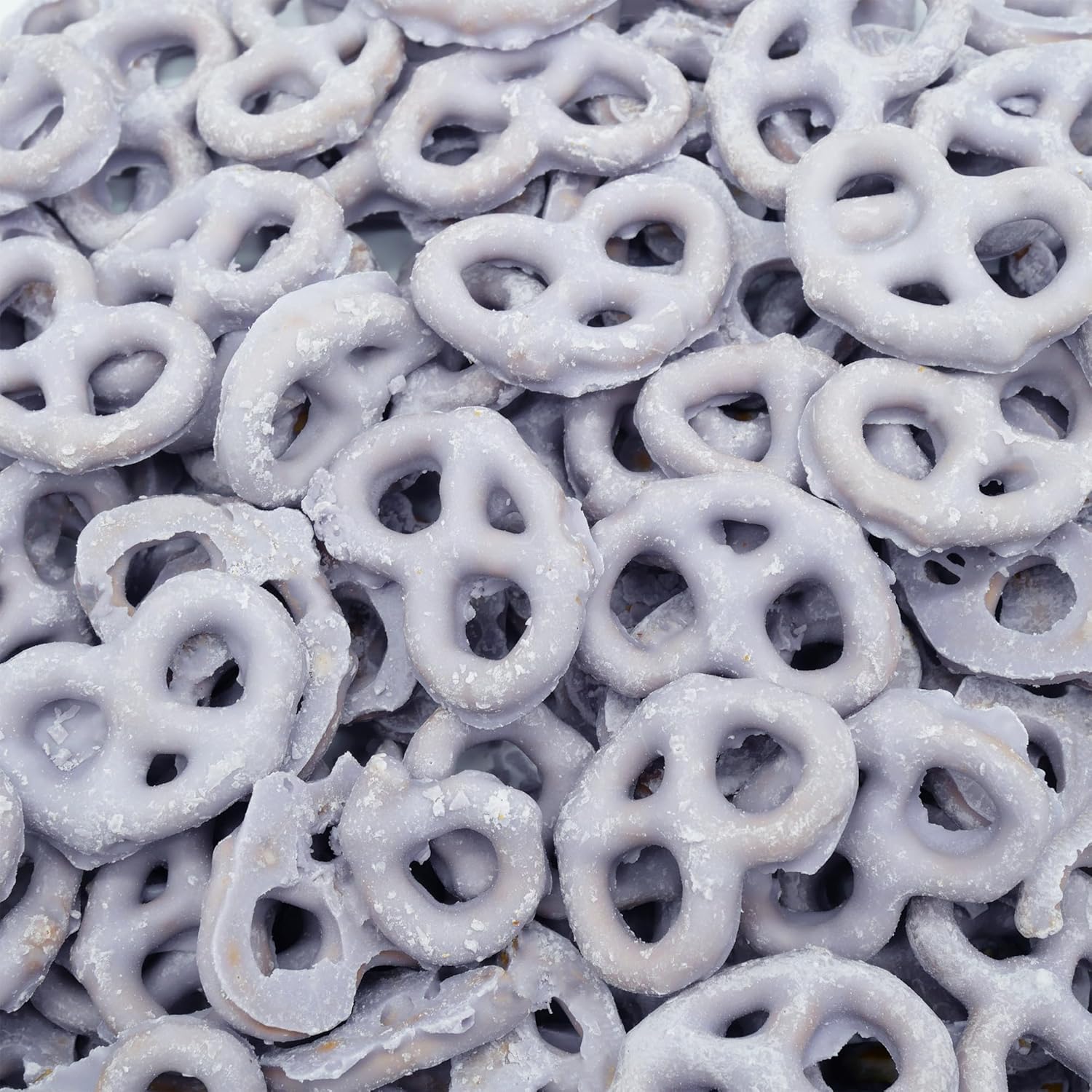 Hayden Valley Foods Paquete variado de pretzel cubierto de yogur, bolsas resellables de 5 onzas, paquete de 12 unidades, frambuesa, arándano y