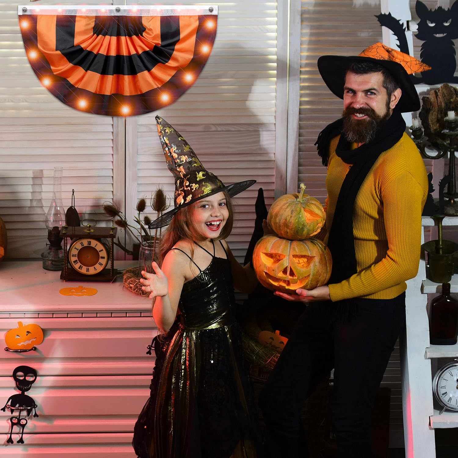 Jetec Banderines LED de Halloween de 2 x 4 pies, bandera plisada de Halloween con 3 ojales para colgar, bandera de jardín, banderines al aire libre,