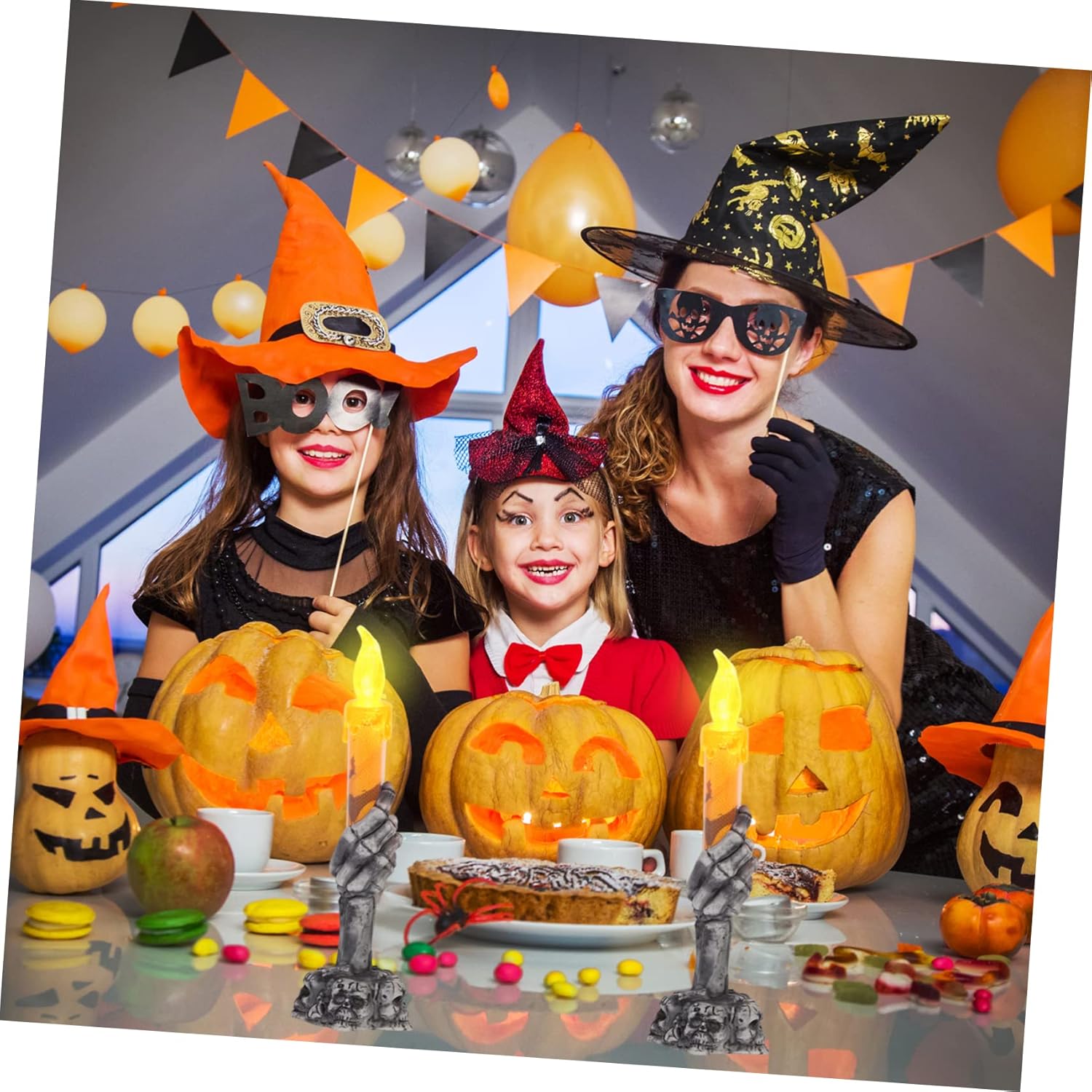 Uonlytech 4 piezas de luces de Halloween, candelabros eléctricos, velas principales, decoración de Halloween, vela de esqueleto de Halloween,