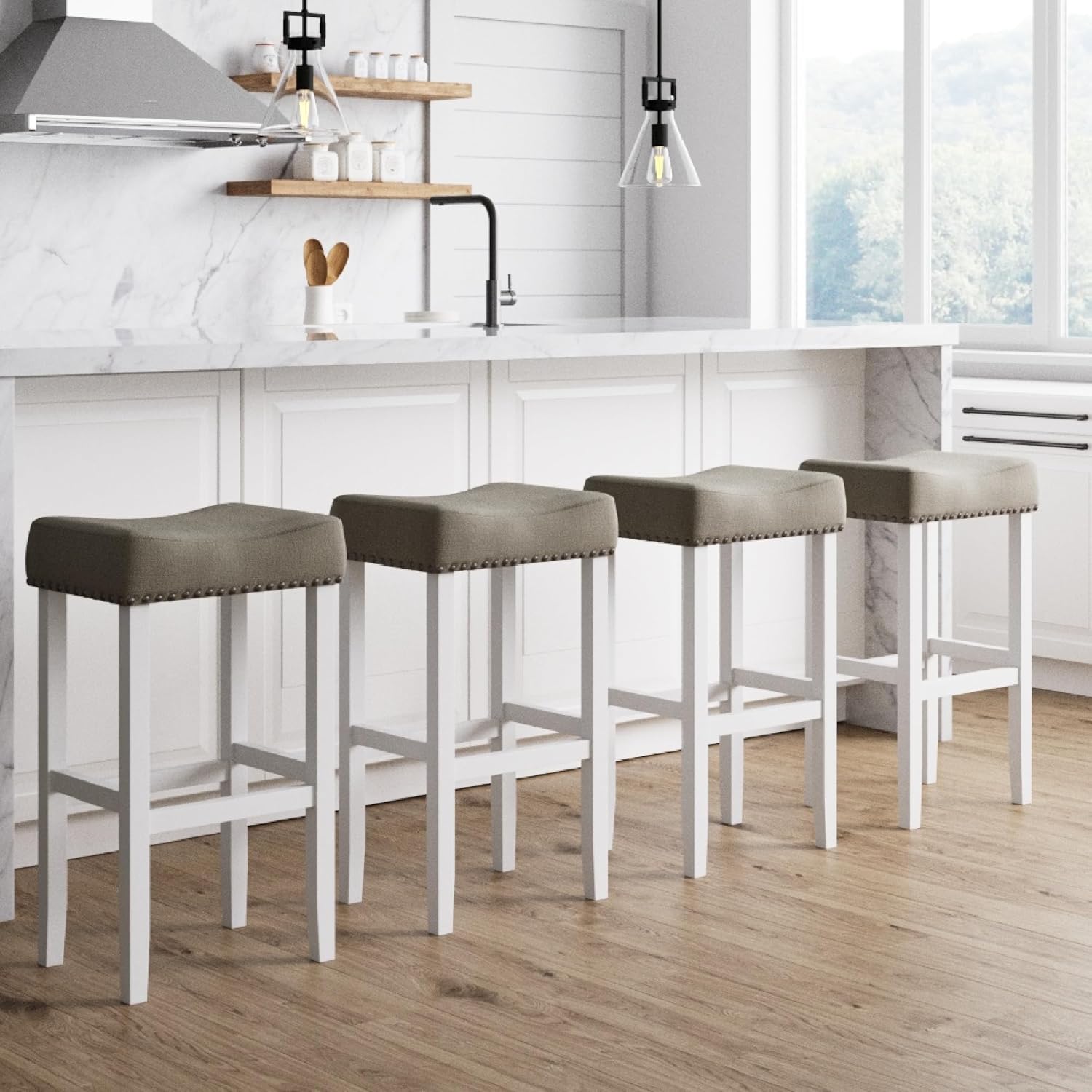 Nathan James Hylie Juego de 2 taburetes de bar de madera con tachuelas de tapicería, para cubierta de cocina, altura de pub, 29 pulgadas, gris