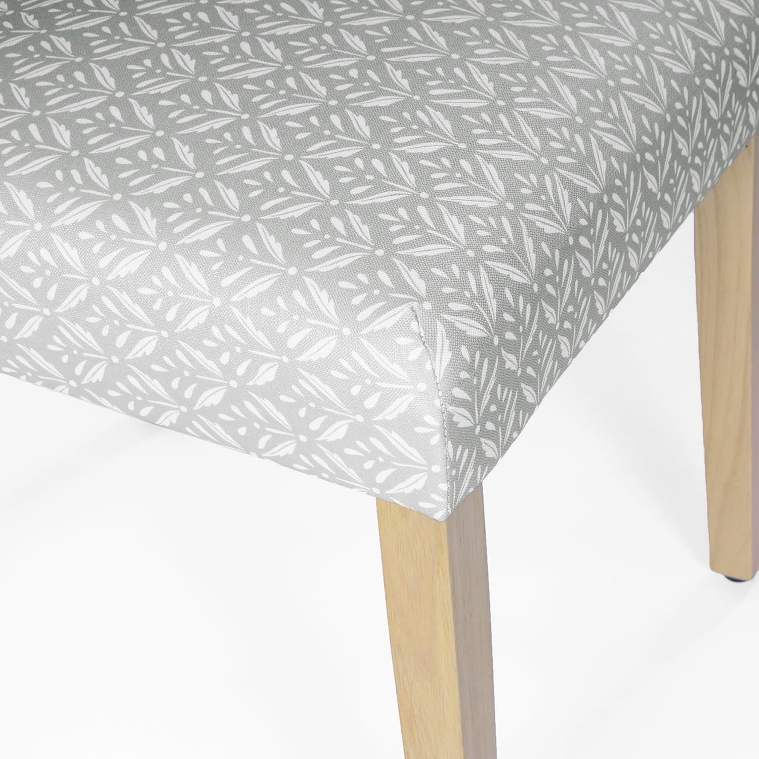 HomePop Decoración del hogar con respaldo abierto, lado de tela, sillas de comedor para cocina y sala de estar, estampado gris claro (juego de 2)