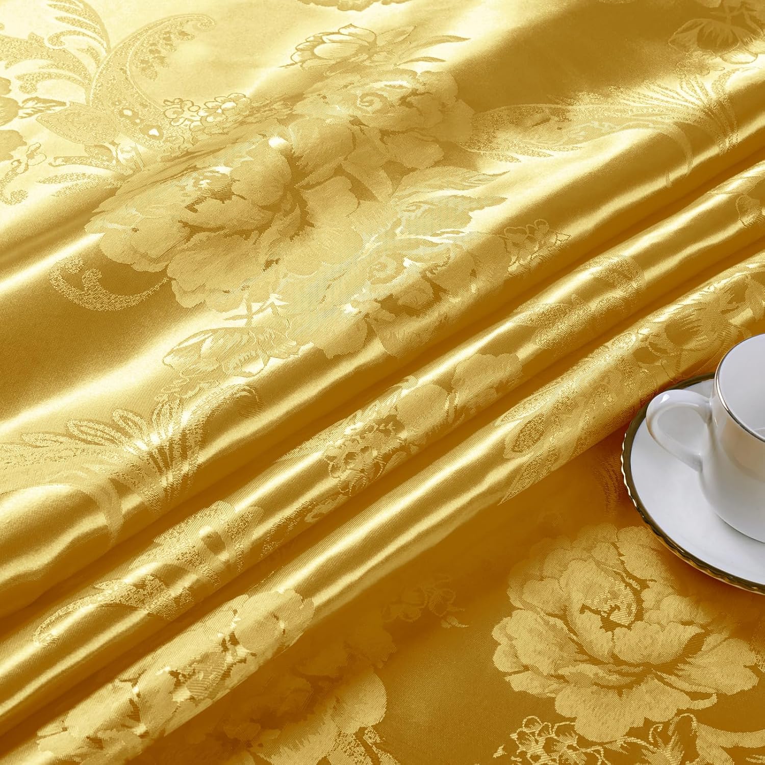 KKJIAF Paquete de 4 manteles jacquard de satén dorado de 60 x 102 pulgadas, mantel rectangular de damasco con patrón de peonía, mantel de satén de