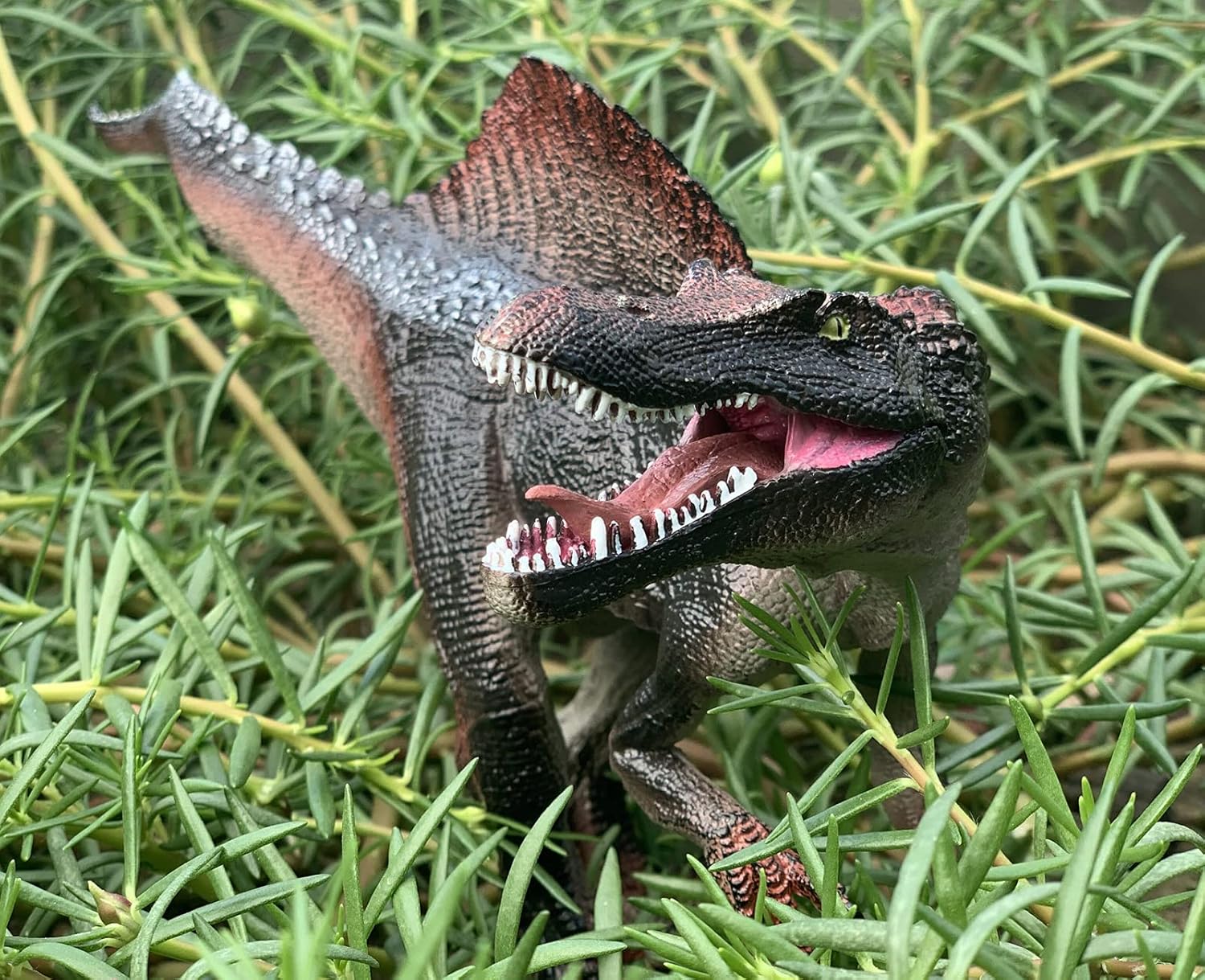 Gemini&Genius Figuras de acción de dinosaurio de Spinosaurus con mandíbula movible para cumpleaños de niños, suministros de fiesta para niños y