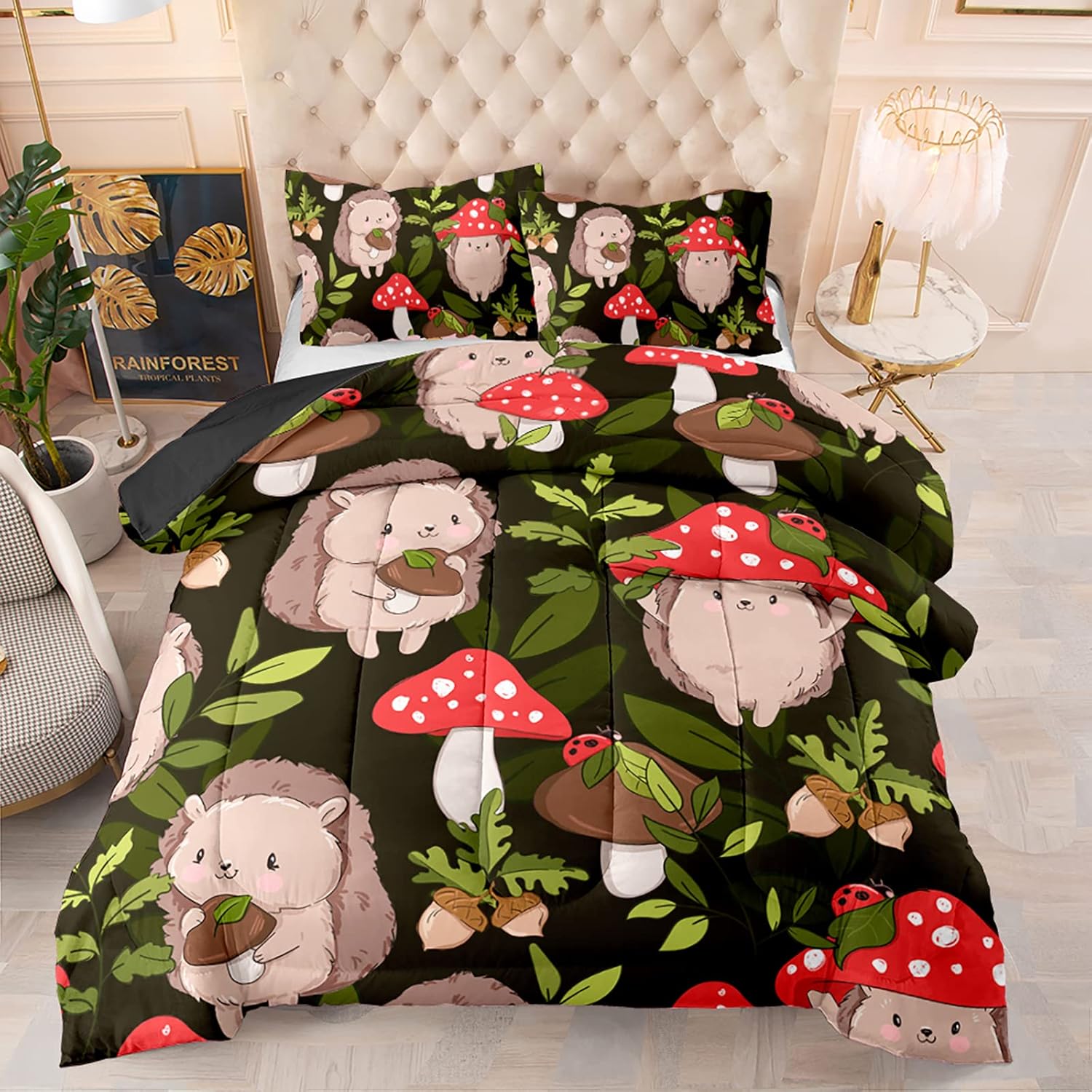 Juego de ropa de cama de erizo lindo juego de edredón de hongos rojos y negros, avellana, hongos salvajes botánico con 2 fundas de almohada, tamaño