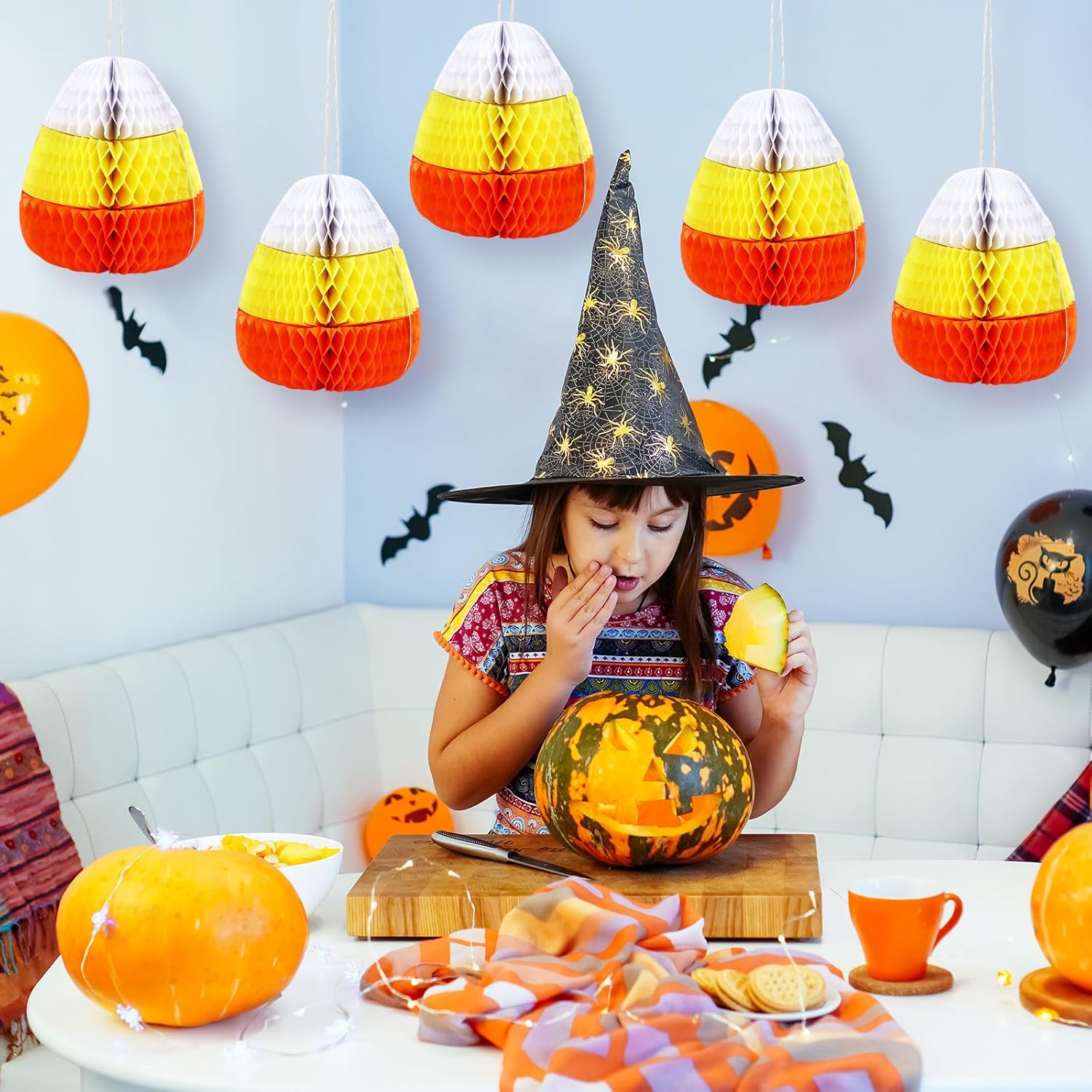 Sumind 6 piezas de decoración de nido de abeja para fiesta de Halloween, lindo centro de mesa de maíz de caramelo, adornos de Halloween, decoración