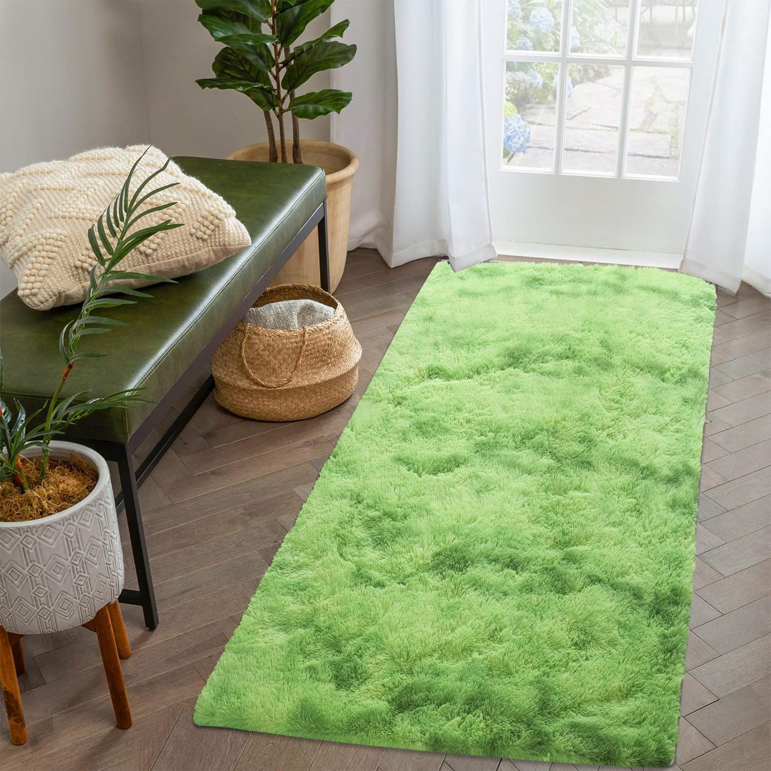 YUFANUHO Alfombras de pasillo teñidas verdes de 2 x 6 pies para dormitorio, ultra suaves, antideslizantes, esponjosas, de 2 x 6 pies, color verde