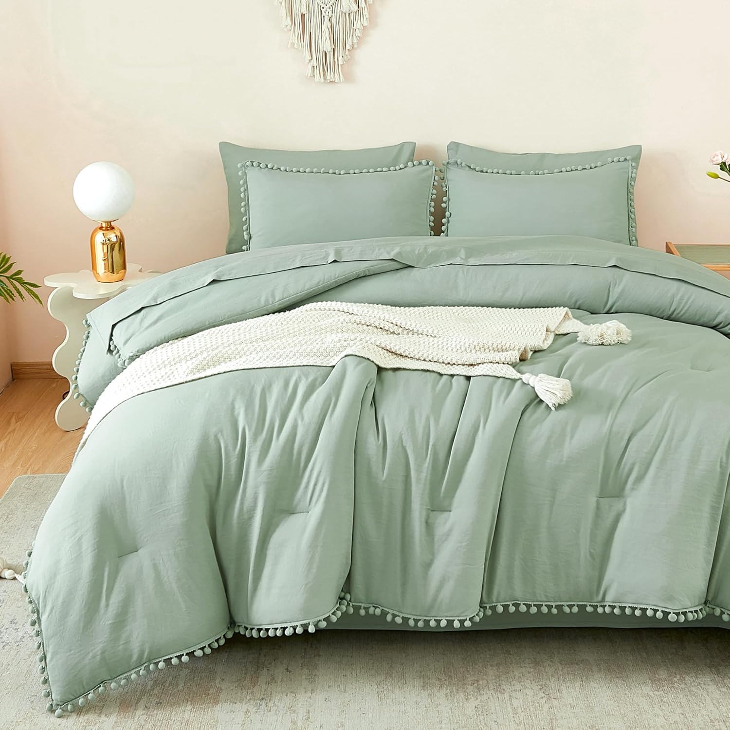 Litanika Juego de edredón tamaño Queen, color verde salvia, edredón de 7 piezas con flecos de pompones, juego de cama bohemio estético con edredón,