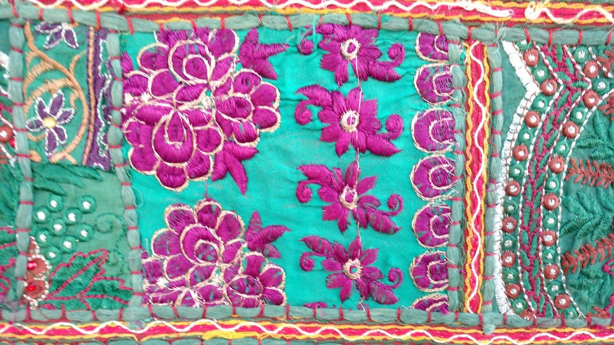 Rastogi Handicrafts Cenefa de ventana étnica para colgar en la puerta, retazos bordados, para cualquier habitación, decoración del hogar, vintage