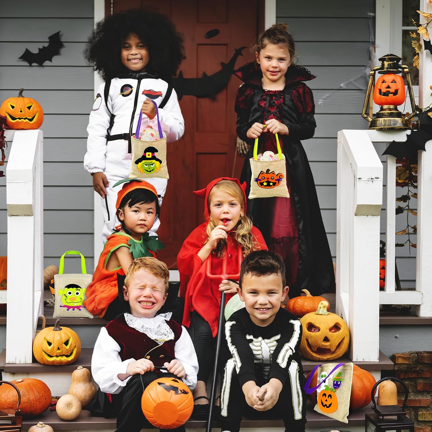 YJUBAOA Paquete de 8 bolsas de golosinas de Halloween con asas para dulce o truco, bolsas de arpillera para fiesta, bolsas pequeñas reutilizables de