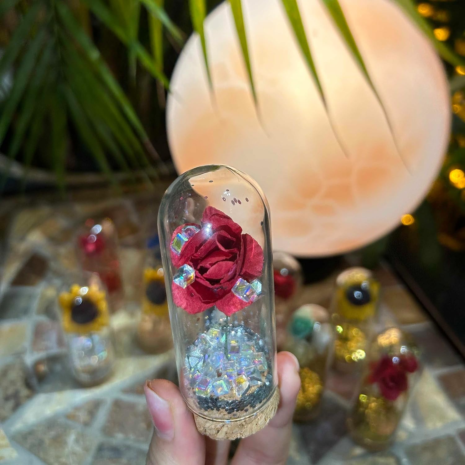 CATABUBU Suministros de decoración de fiesta de boda con cuentas blancas y rosas rojas, 11 piezas de bestia de belleza, regalos de recuerdo,