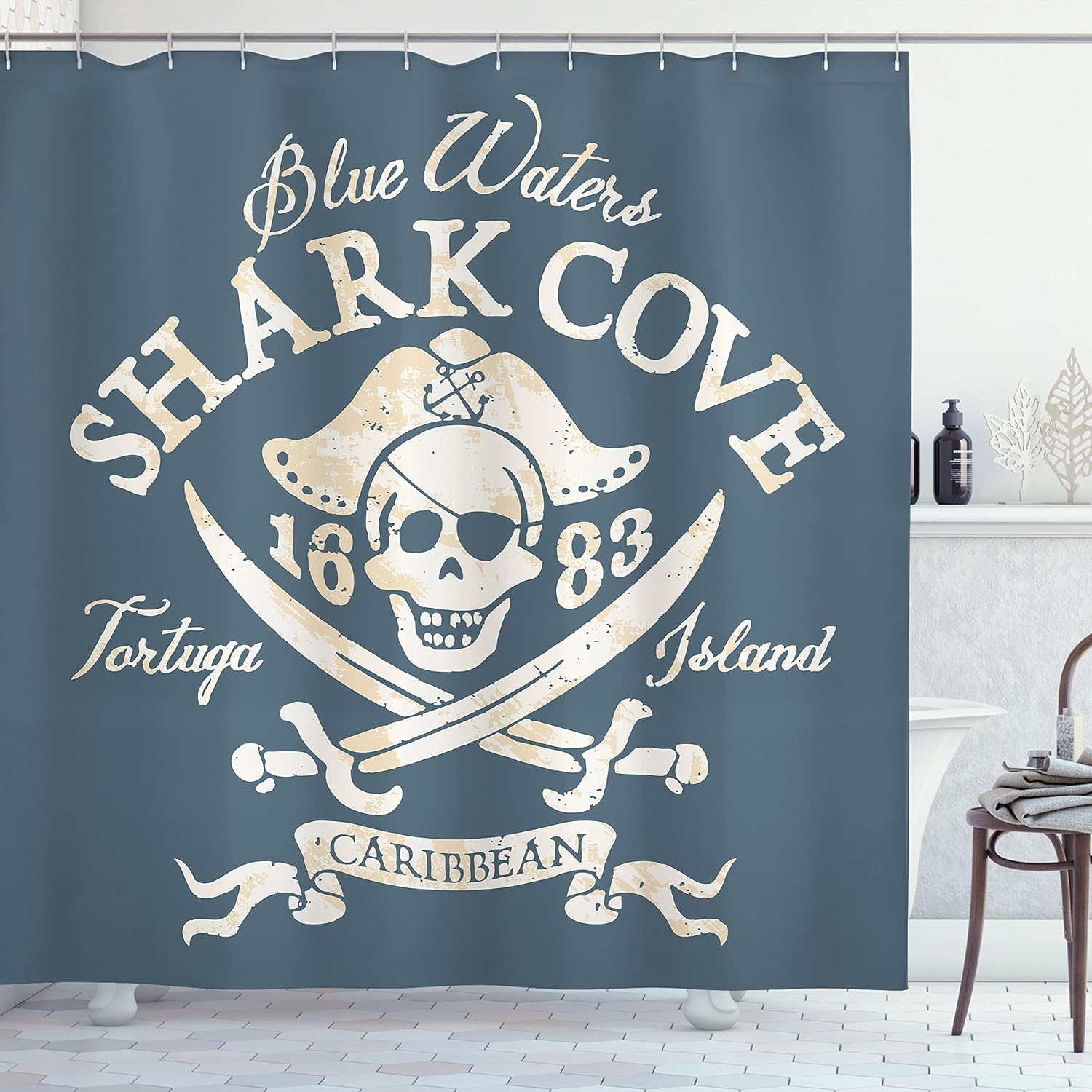 Ambesonne Cortina de ducha pirata, Shark Cove Tortuga Island Caribbean Waters Retro Jolly Roger, juego de decoración de baño de tela con ganchos, 69