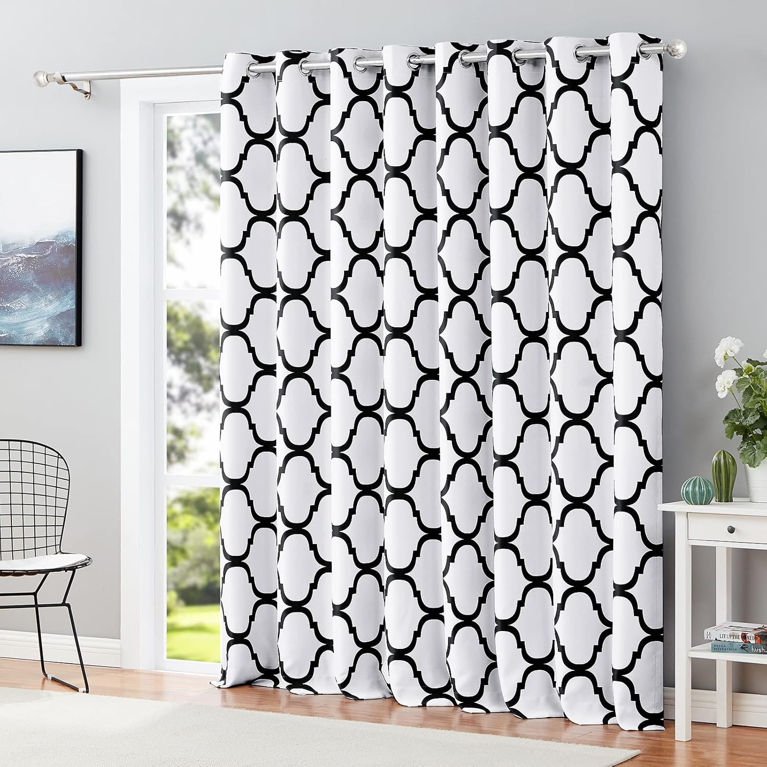 Melodieux Cortina opaca con ojales para oscurecer la habitación, estilo marroquí, para puerta de patio, 100 x 84 pulgadas, color blanco rotonegro (1