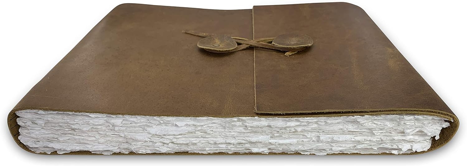 Wanderings Cuaderno de recortes de cuero para acuarela, 10 x 12.5 pulgadas, álbum grande de cuero genuino con papel de borde cubierto hecho a mano