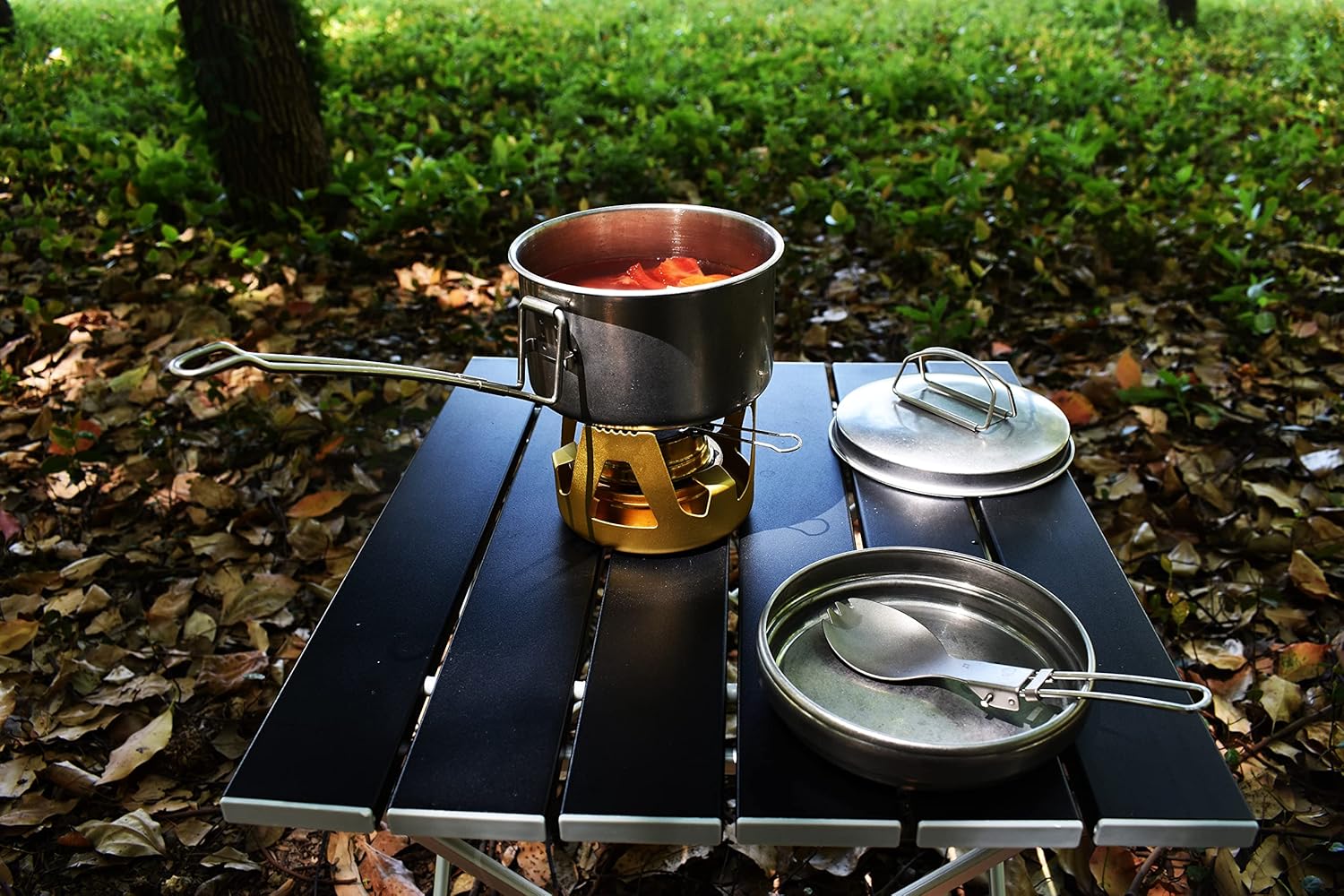 Mini estufa de alcohol, quemador de alcohol ligero de latón con soporte de aluminio para camping, senderismo y picnic (gris)